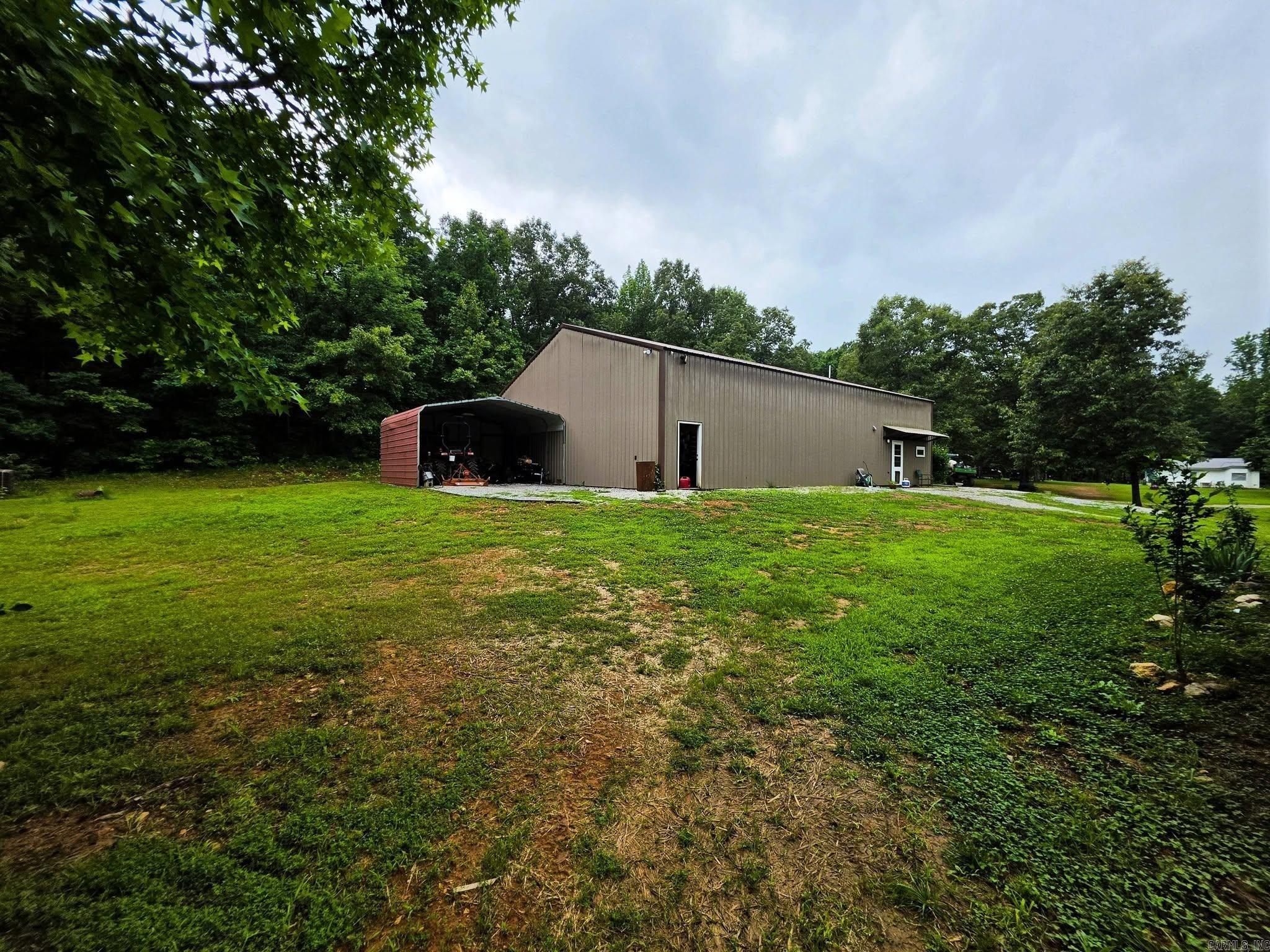 38 Allen Road Property Photo 5