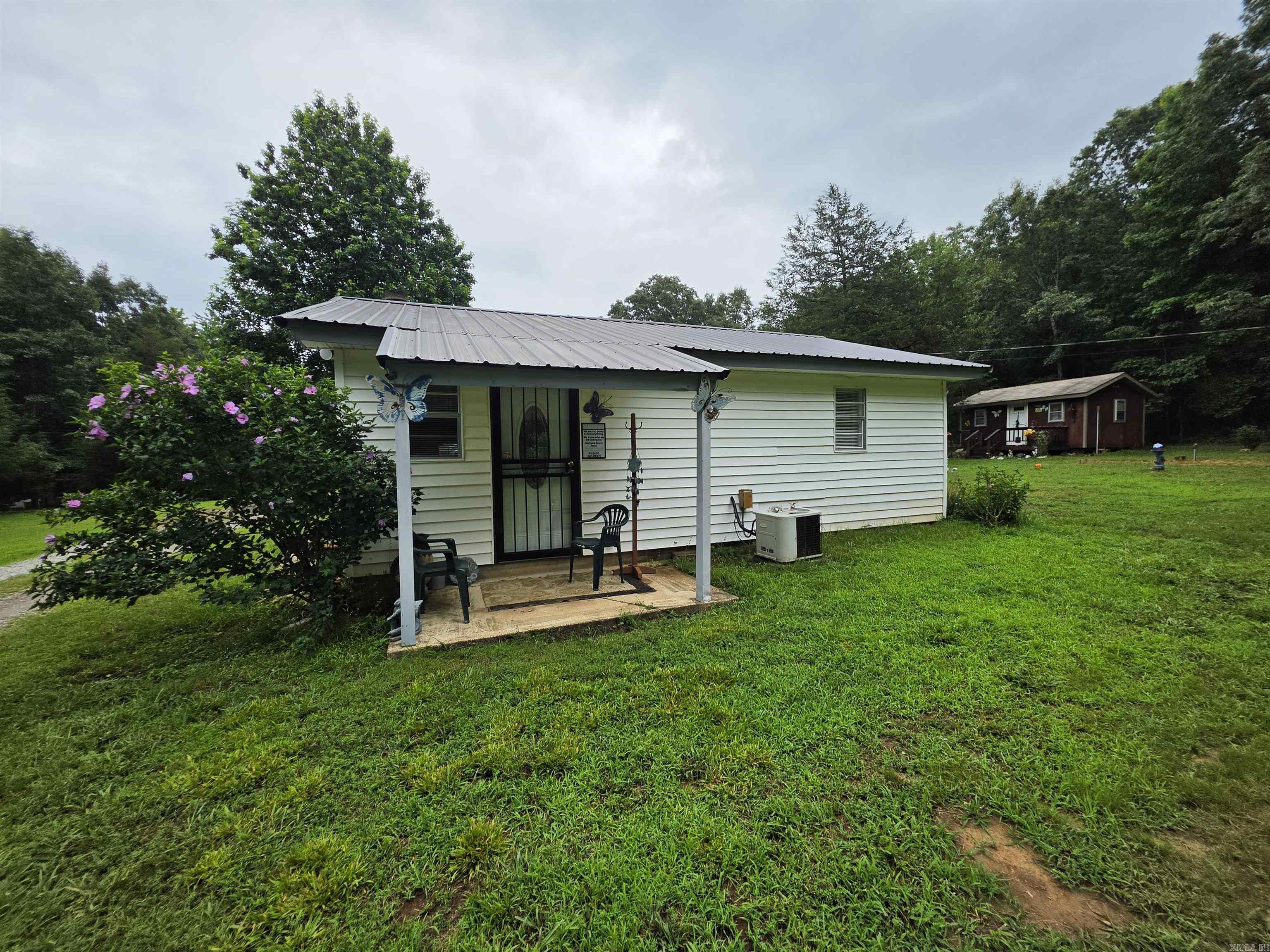 38 Allen Road Property Photo 33