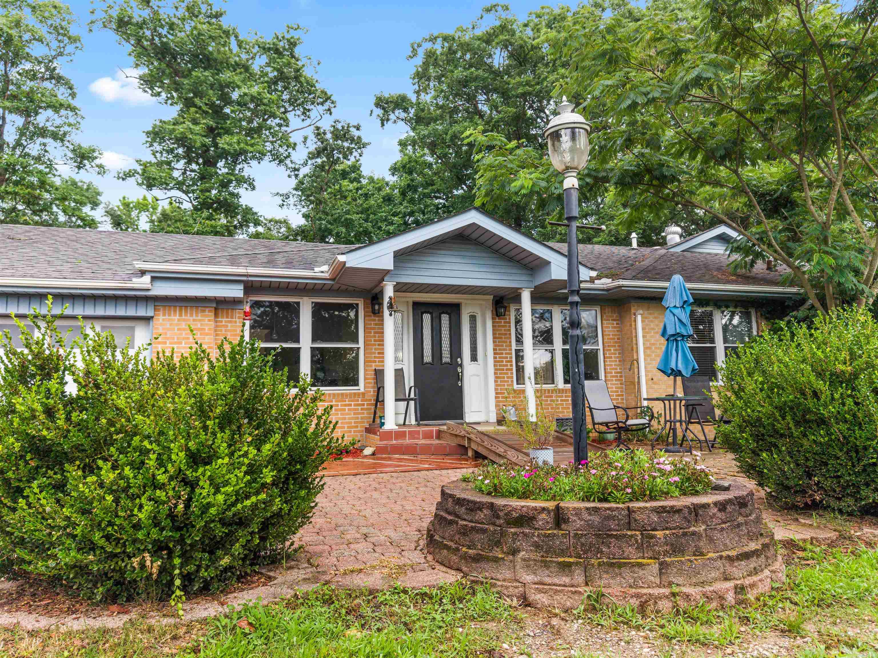 6946 Us-71 S Property Photo 1