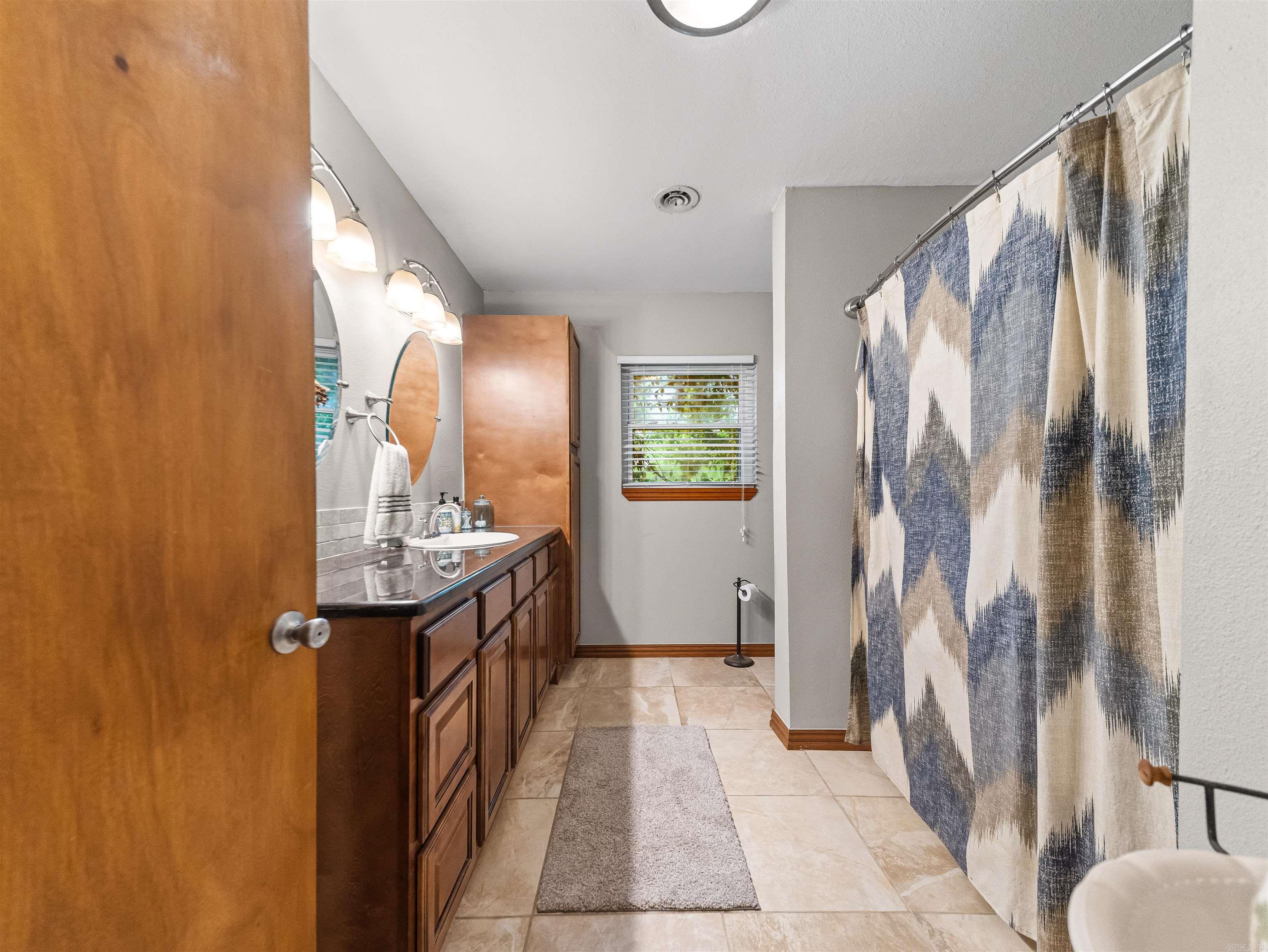6946 Us-71 S Property Photo 23