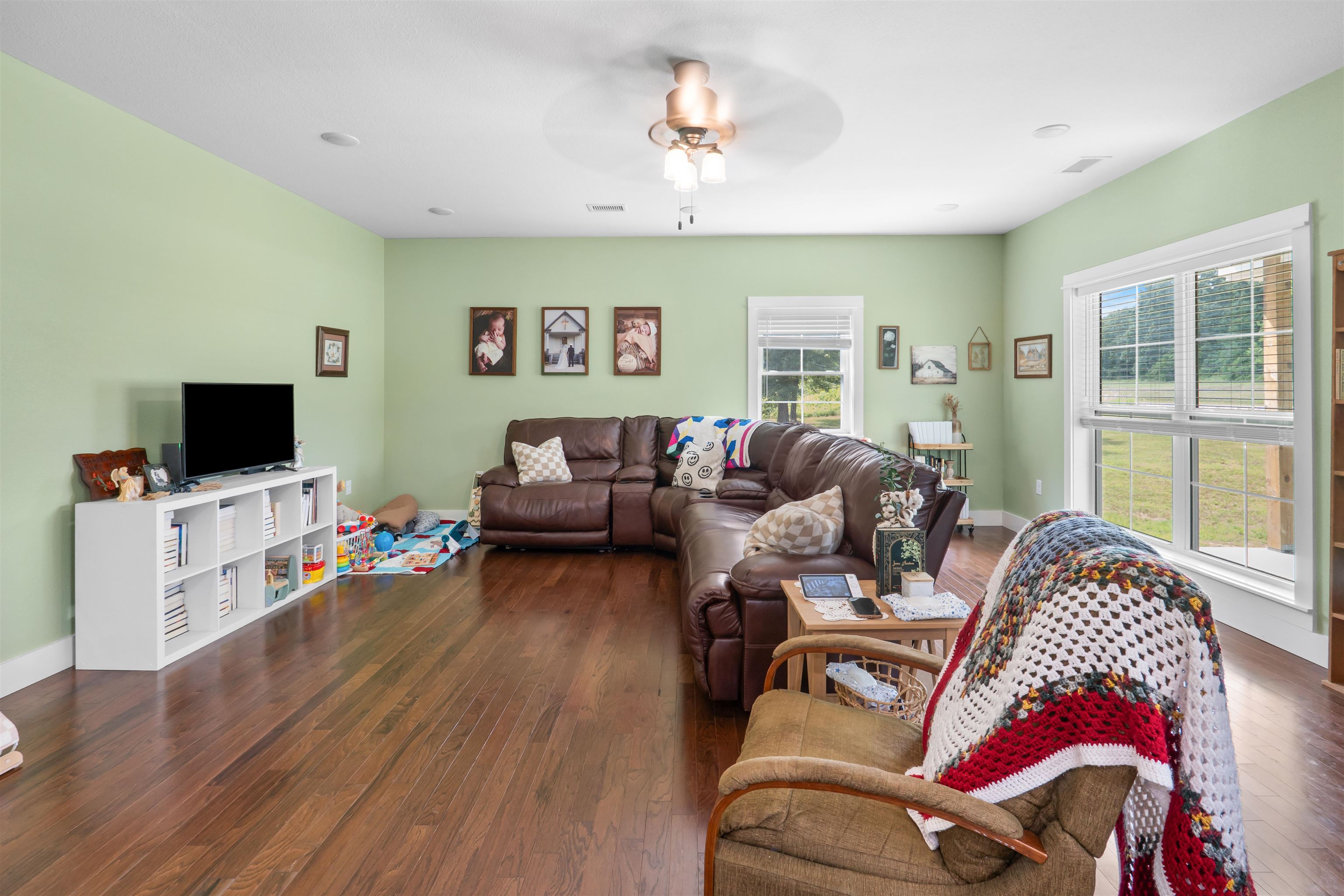 515 Sage Meadows Ln. Property Photo 8