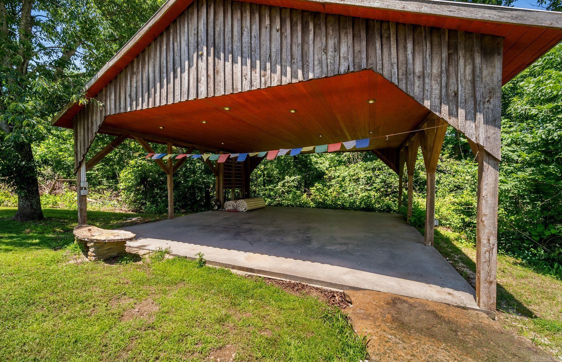 2306 County Road 8050 Property Photo 43