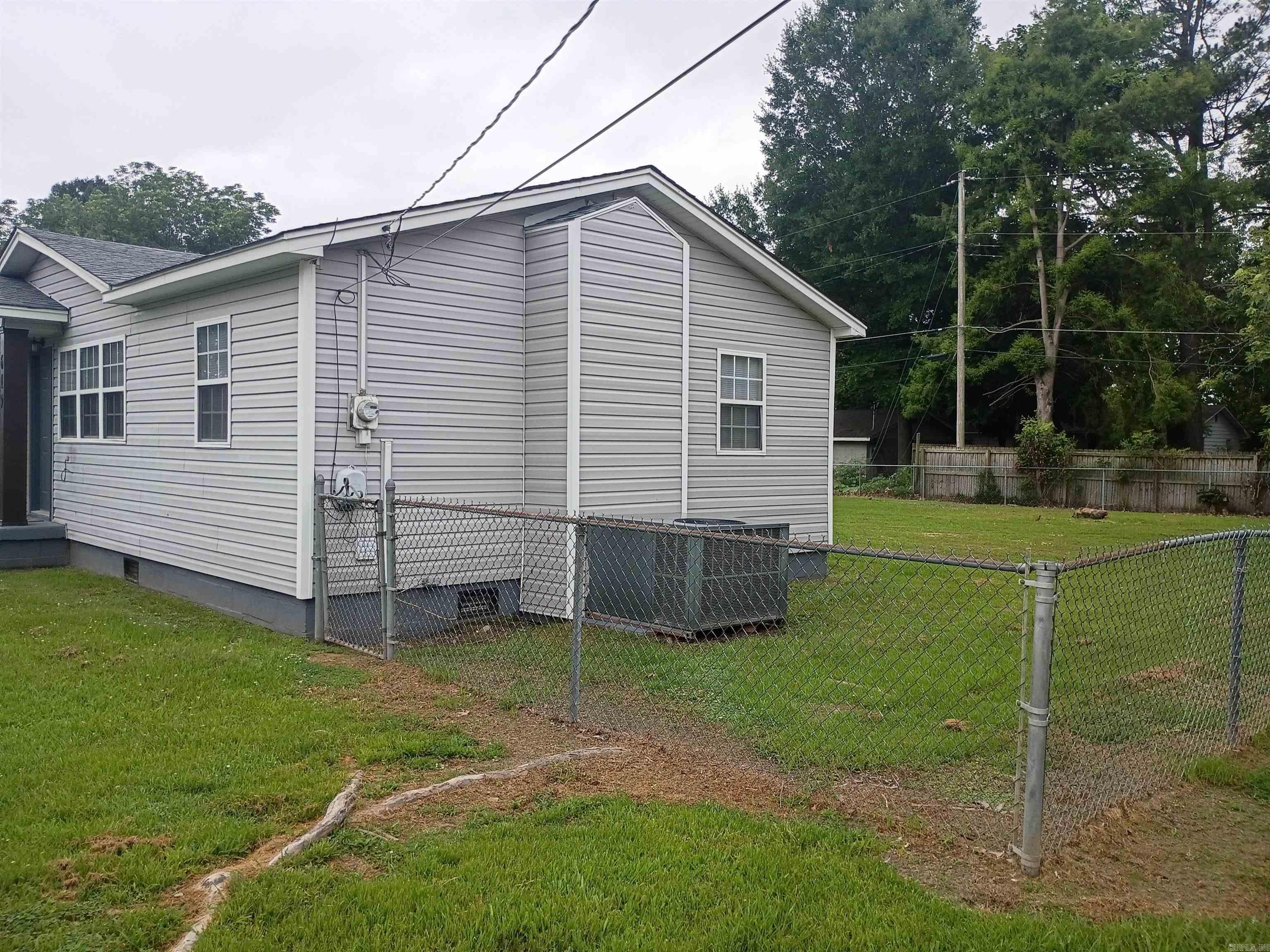619 S Sikes Rd Street Property Photo 4