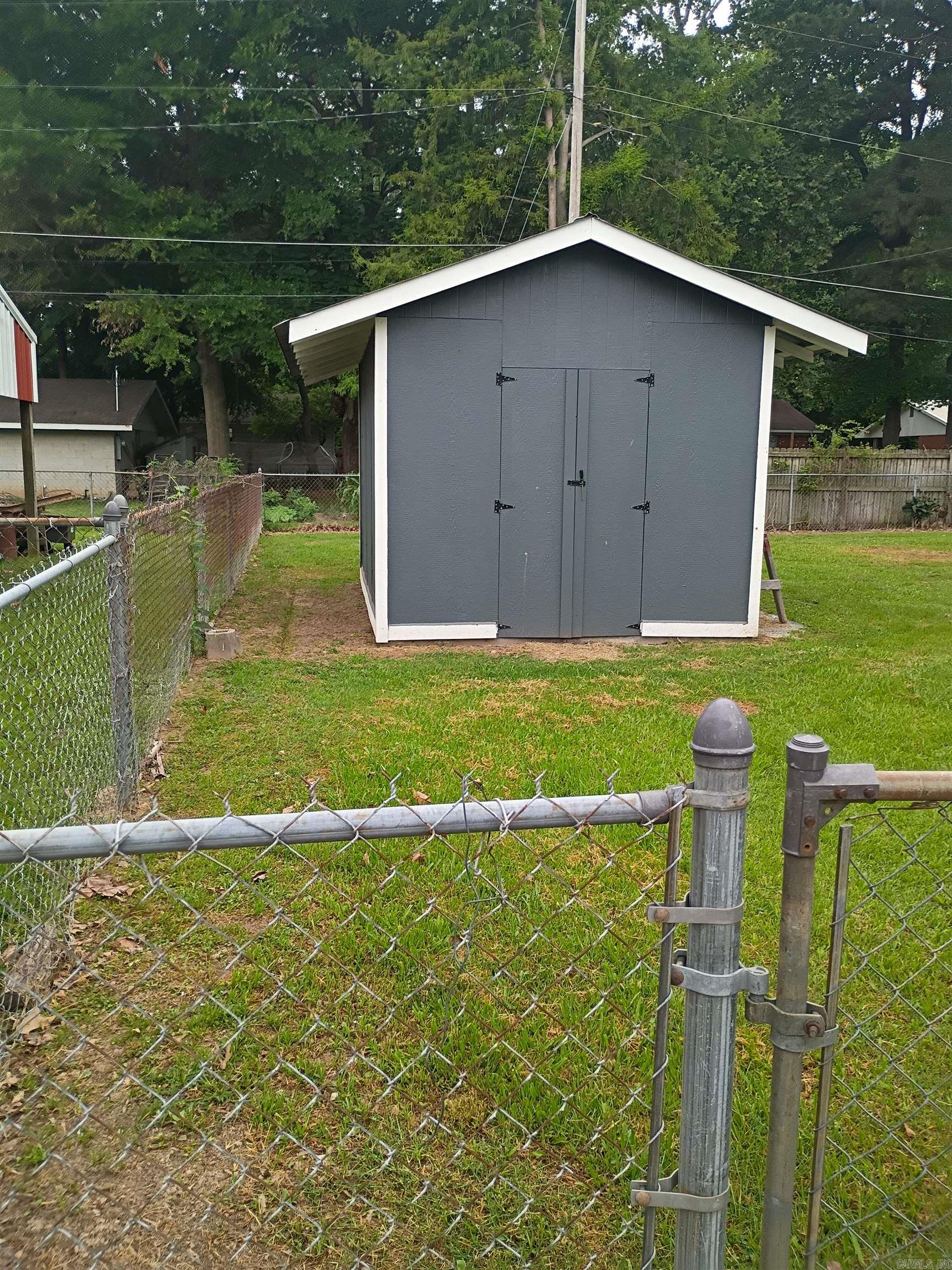 619 S Sikes Rd Street Property Photo 5