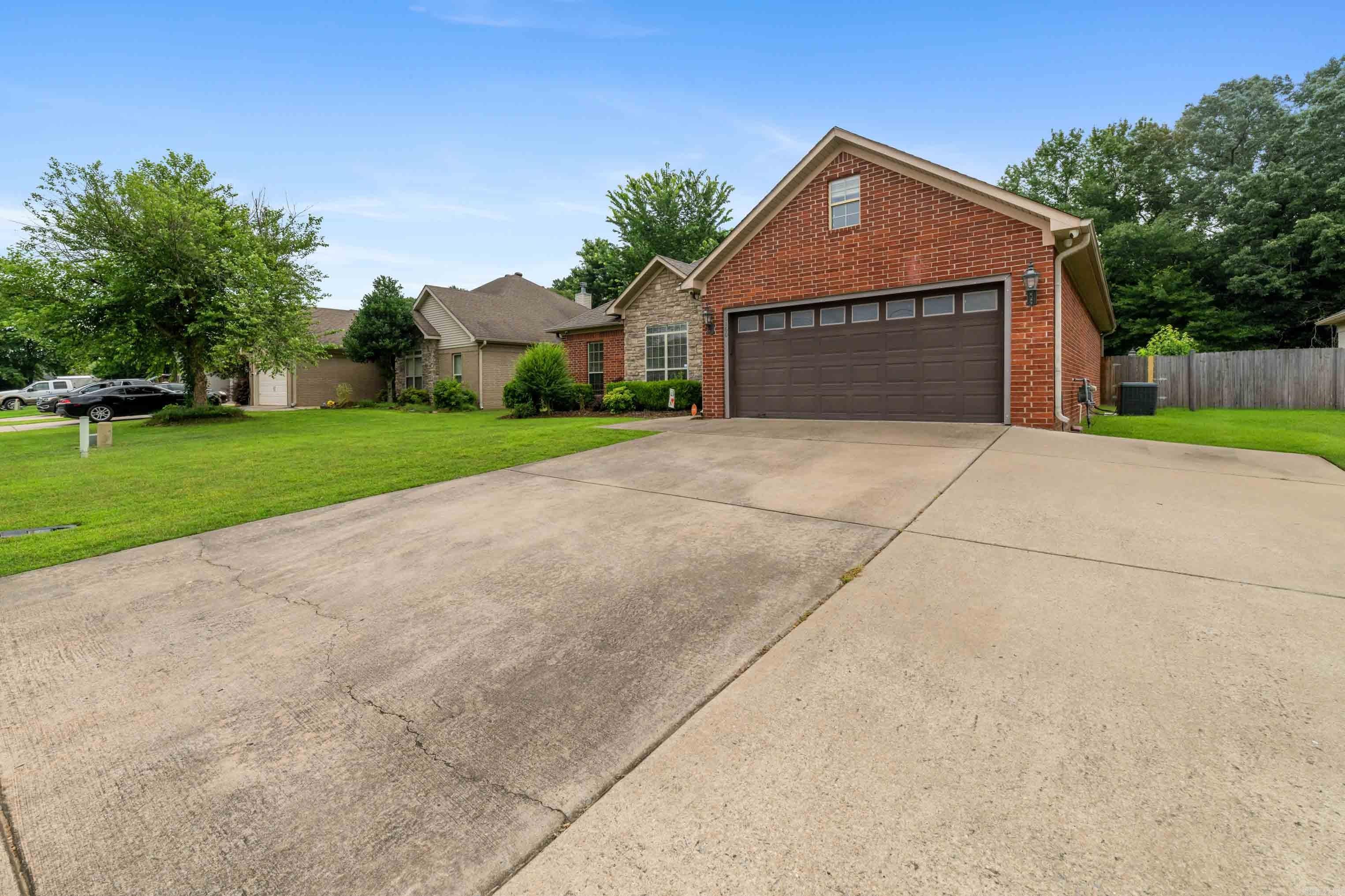 1160 Champions Property Photo 2