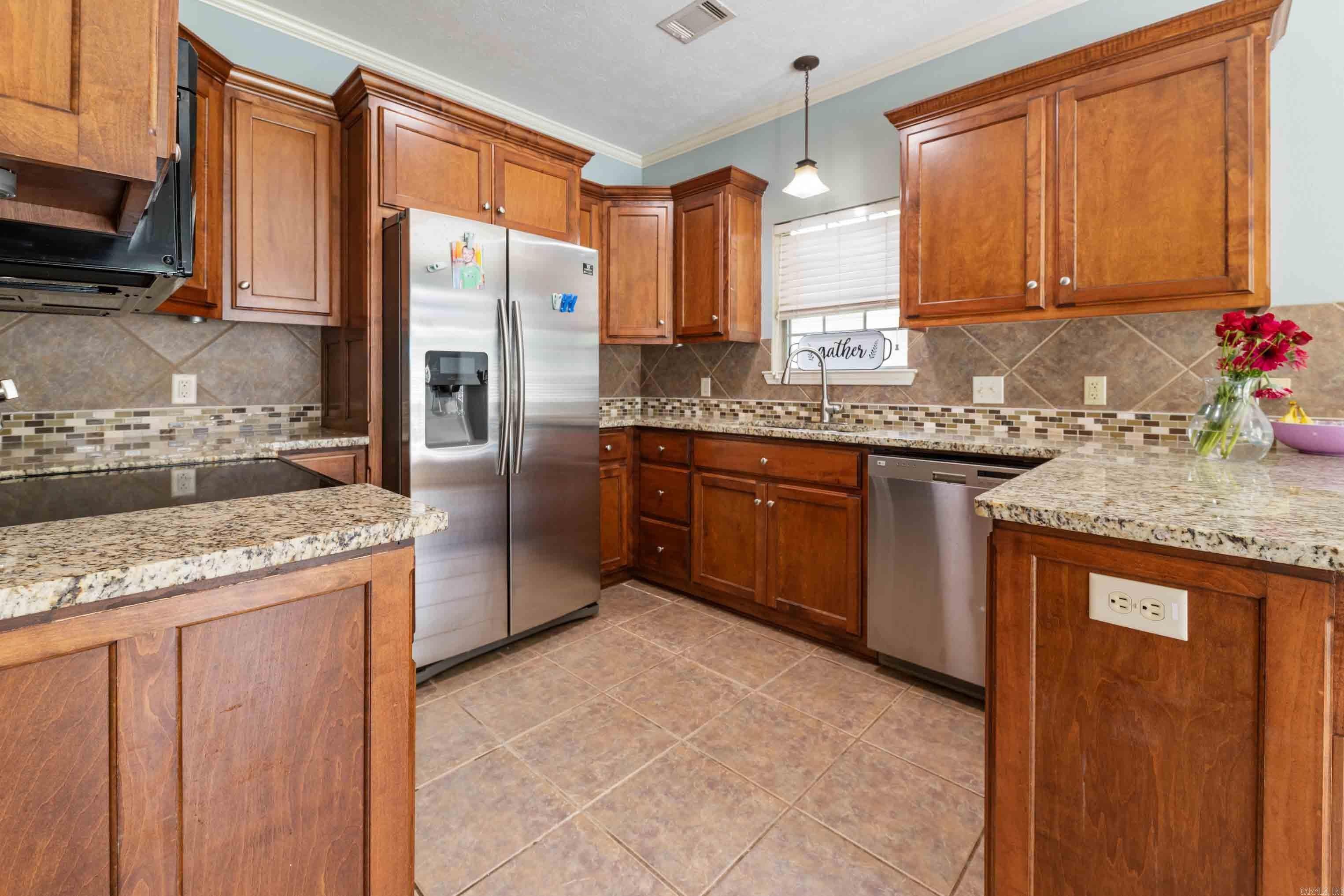 1160 Champions Property Photo 12
