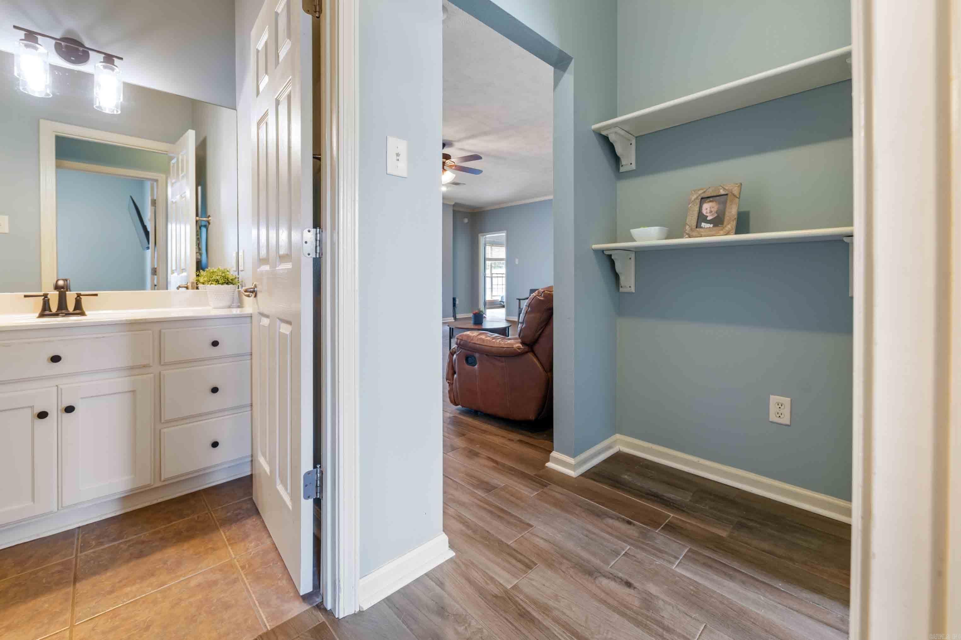 1160 Champions Property Photo 21