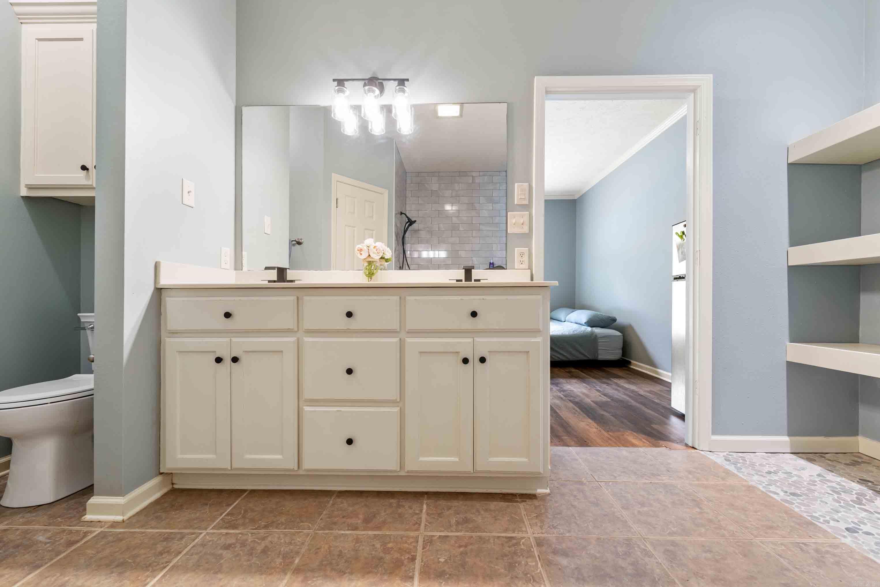 1160 Champions Property Photo 29