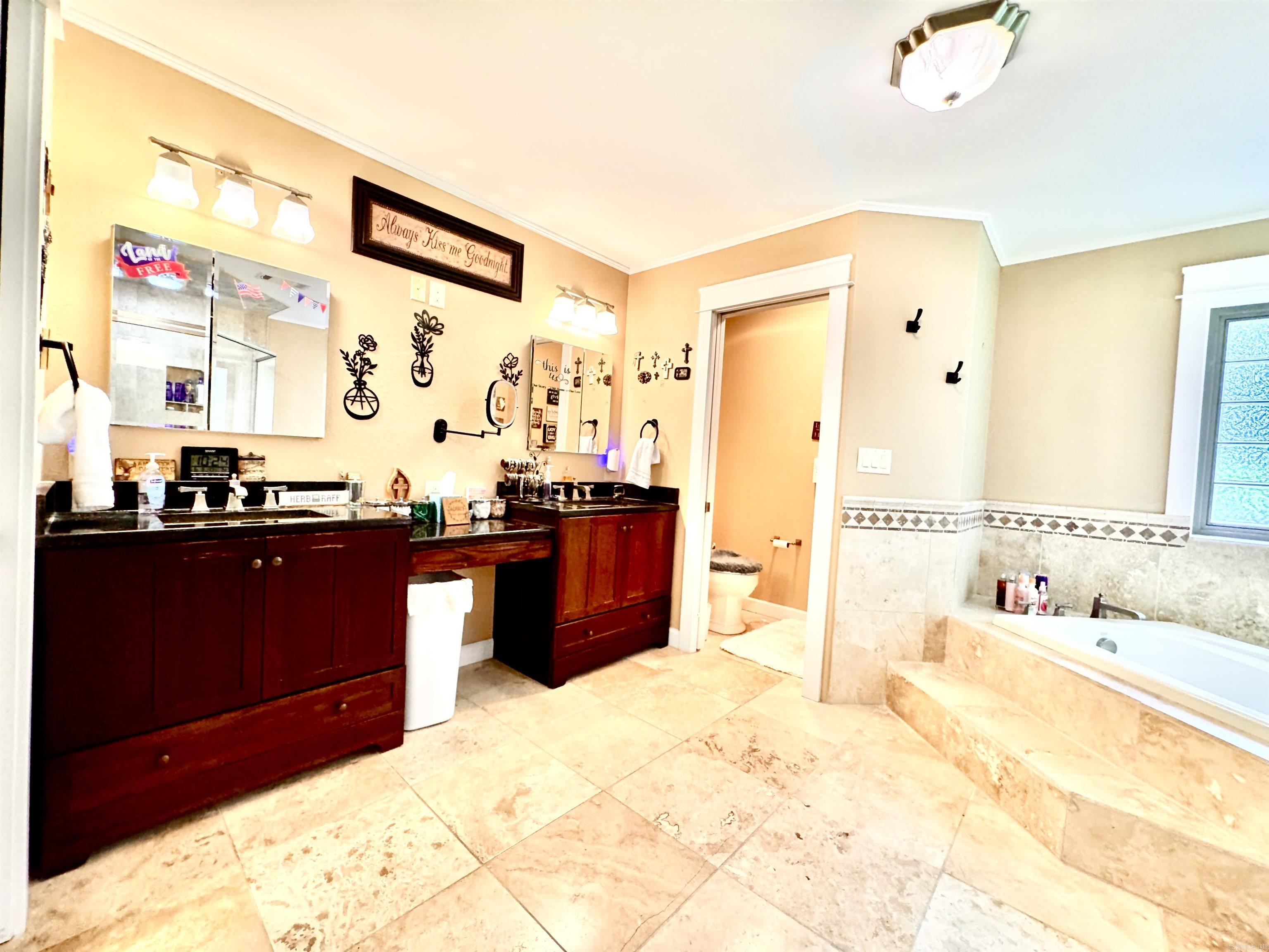 124 Kathy Lane Property Photo 18