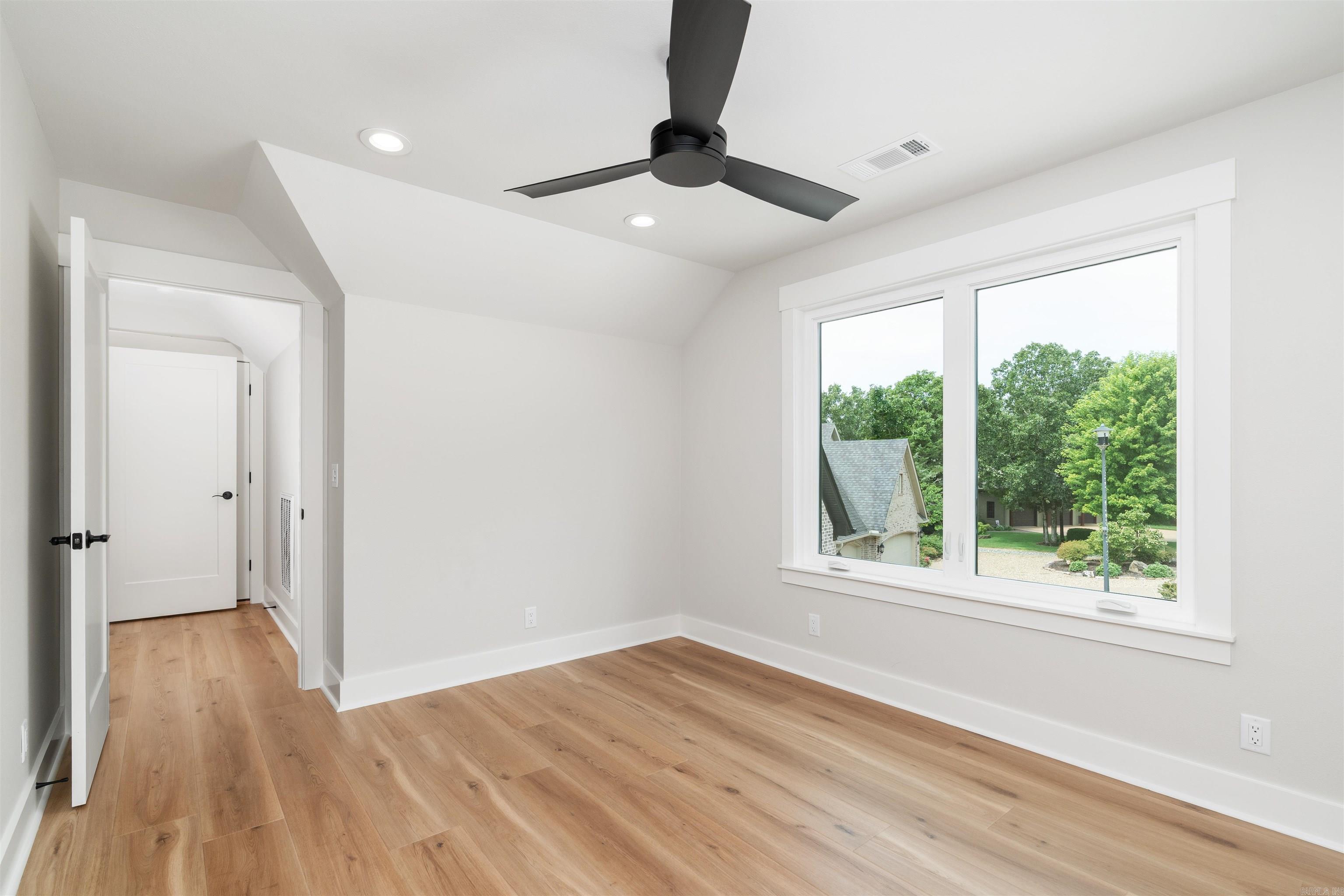 5 Disfrutar Lane Property Photo 40