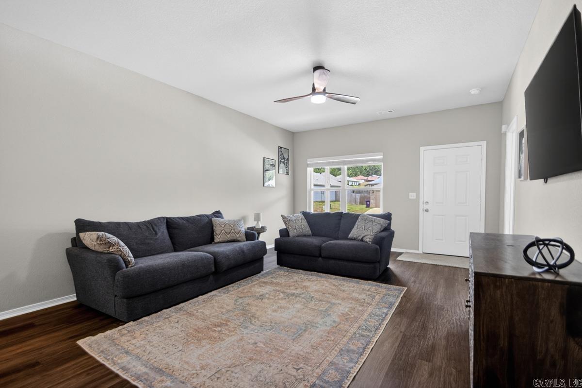 1939 Auburn Hills Drive Property Photo 6