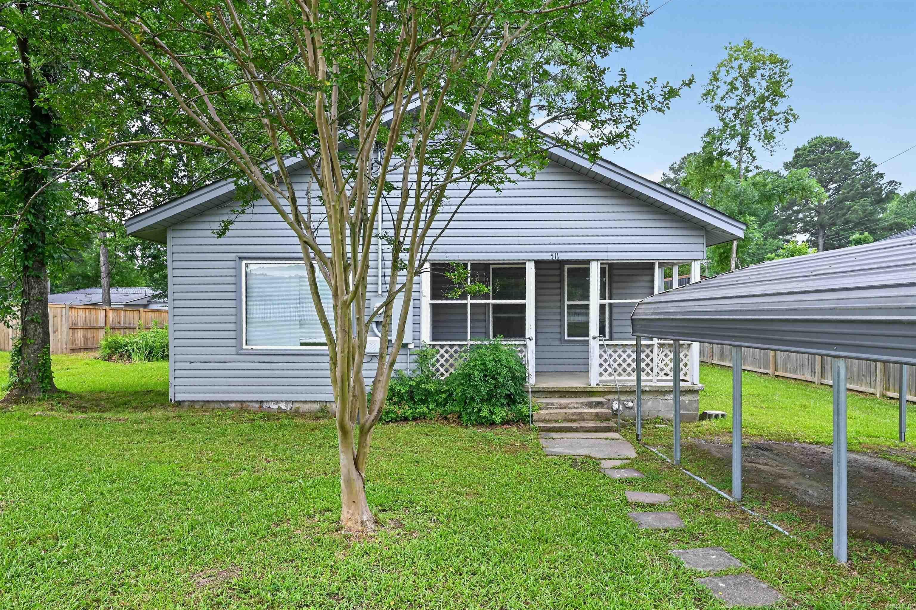 511 Boswell Road Property Photo 1
