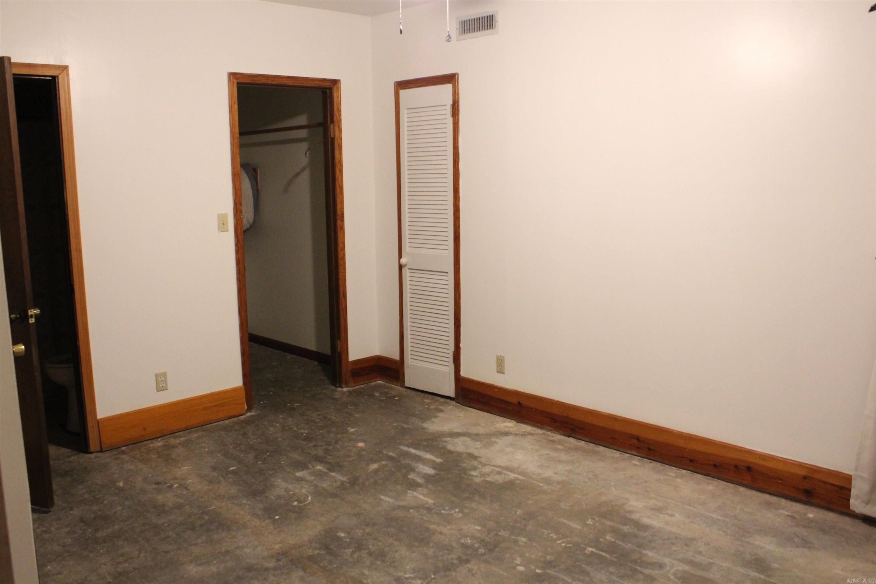2729 3348 Property Photo 28