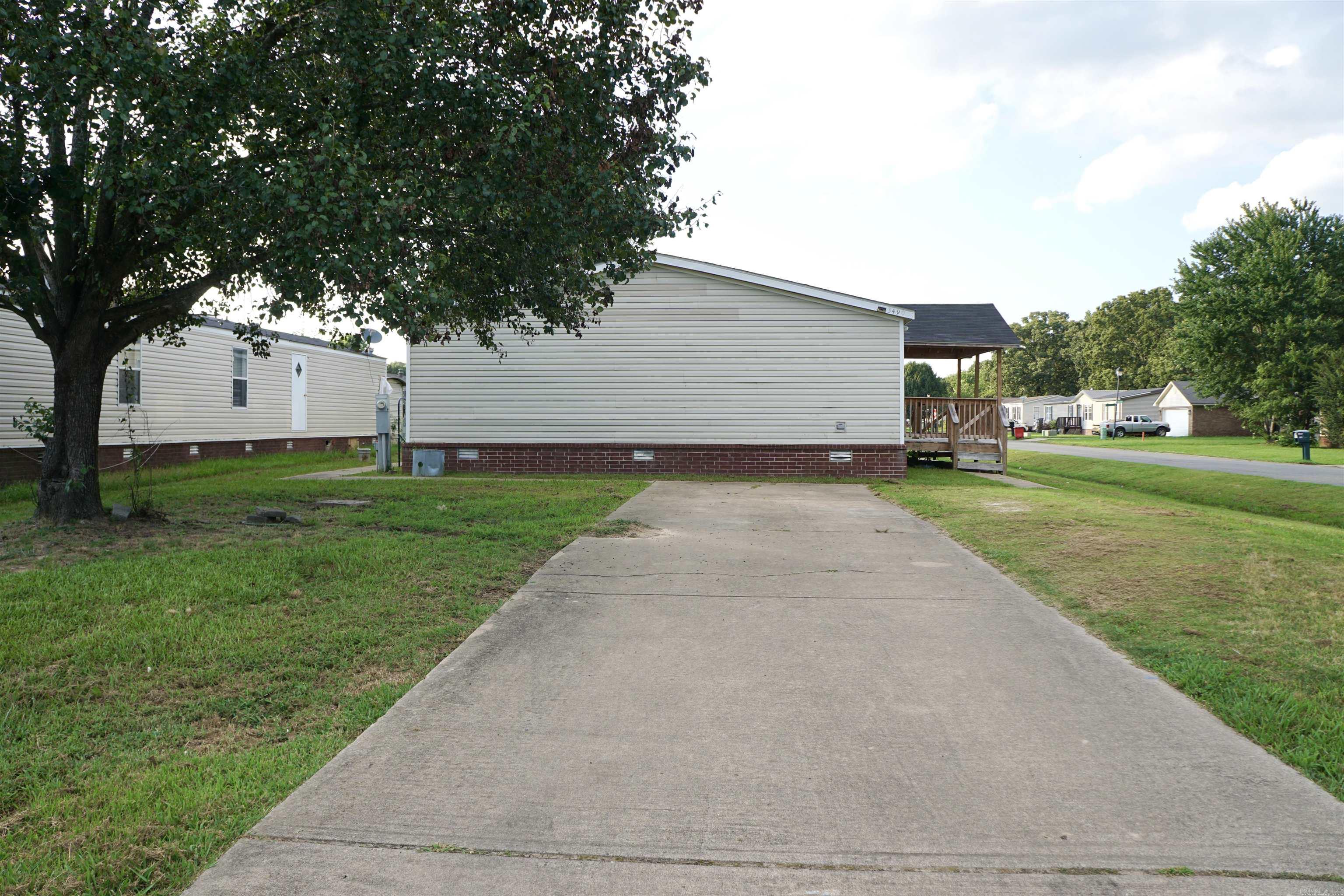 3490 Appomattox Drive Property Photo 2