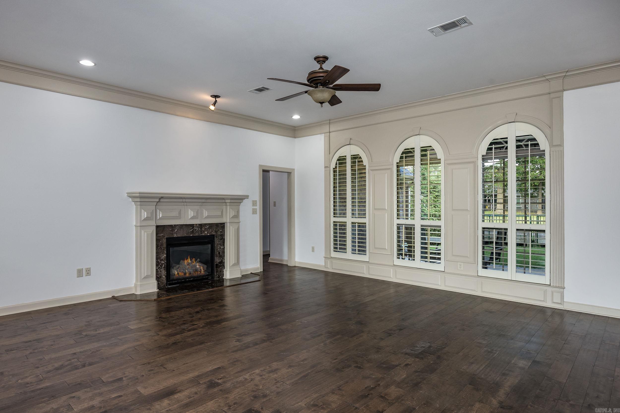 103 Grenoble Property Photo 8