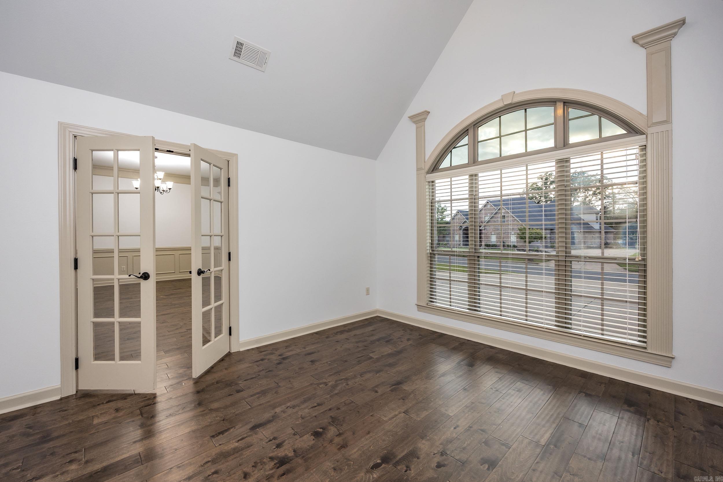 103 Grenoble Property Photo 13