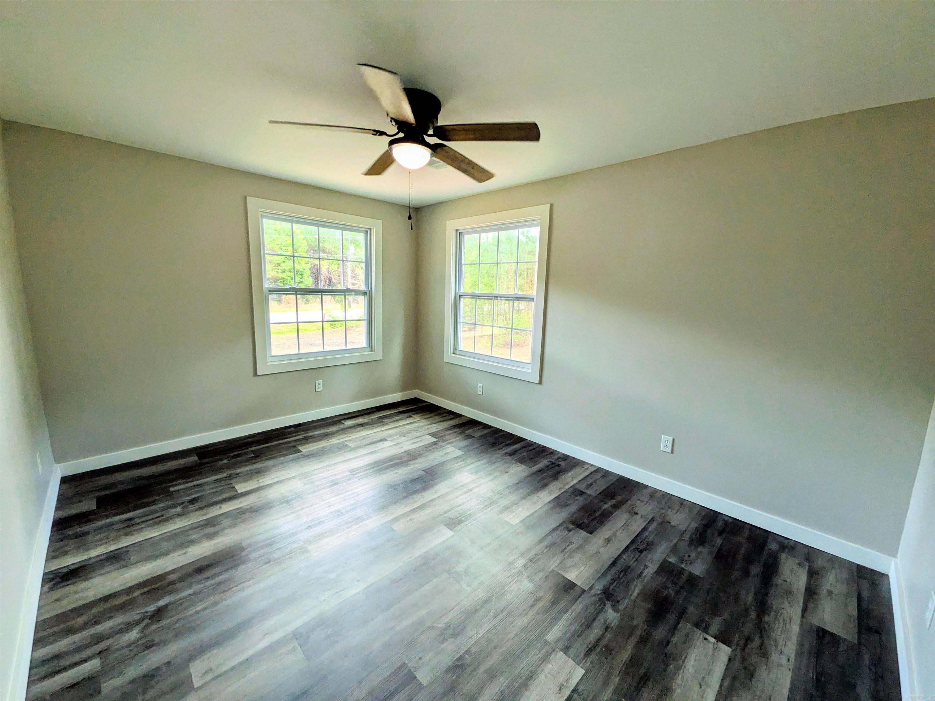 206 Hwy 376 Property Photo 3