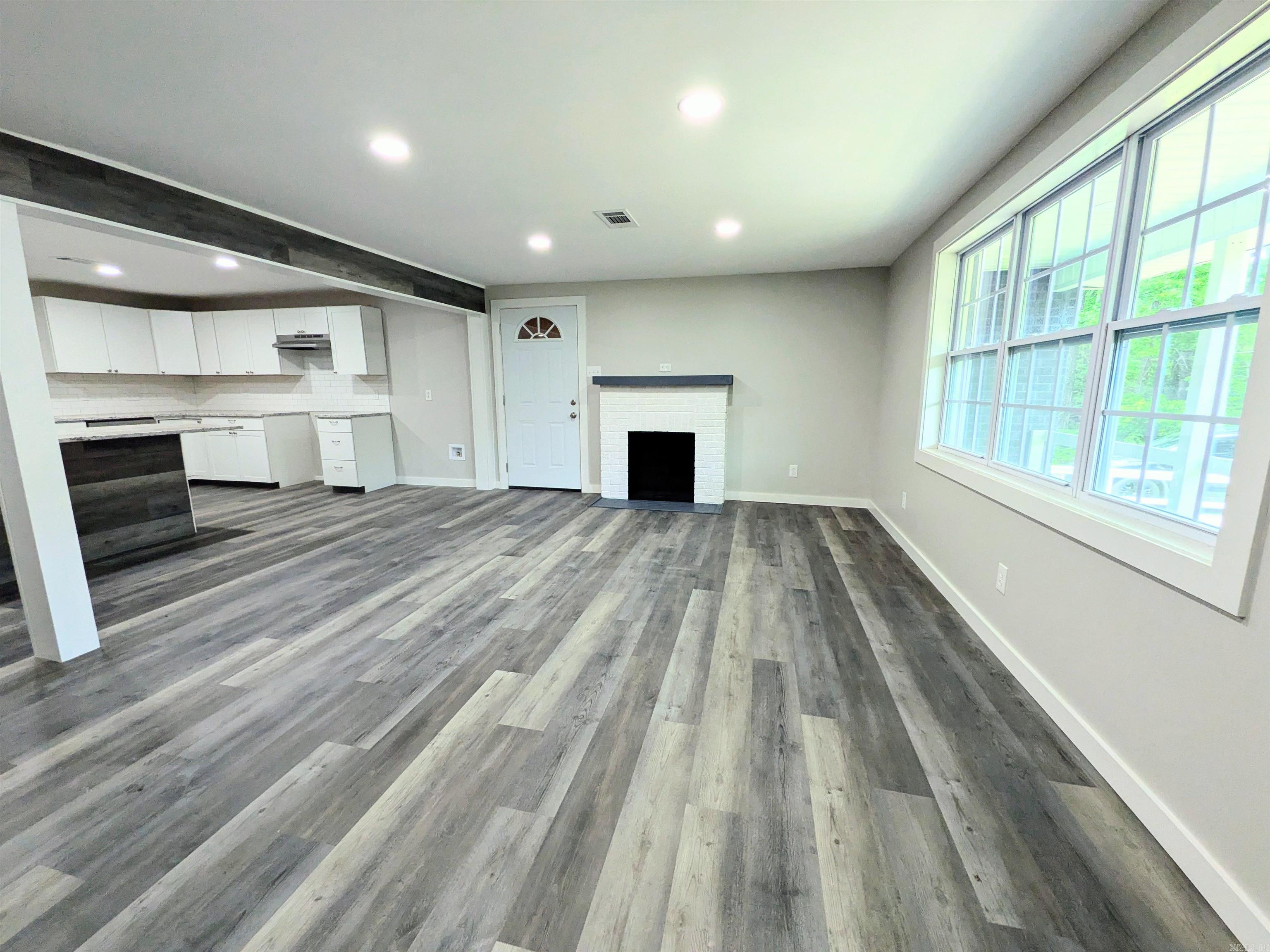 206 Hwy 376 Property Photo 6