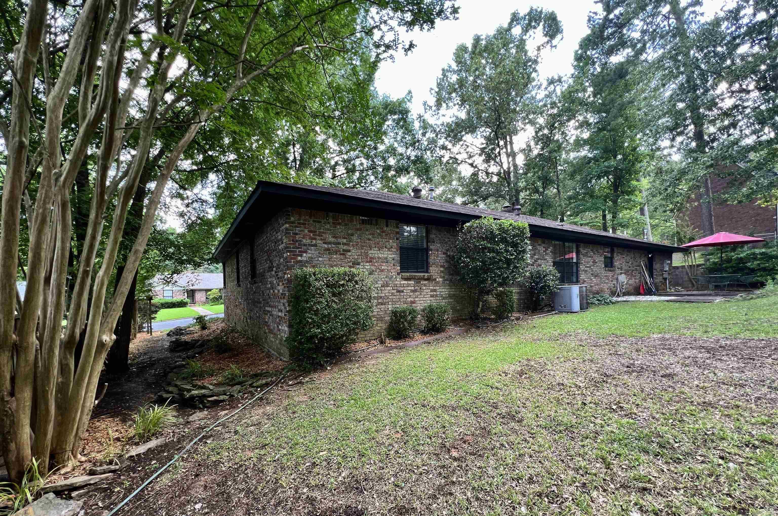 2 Glendale Court Property Photo 6