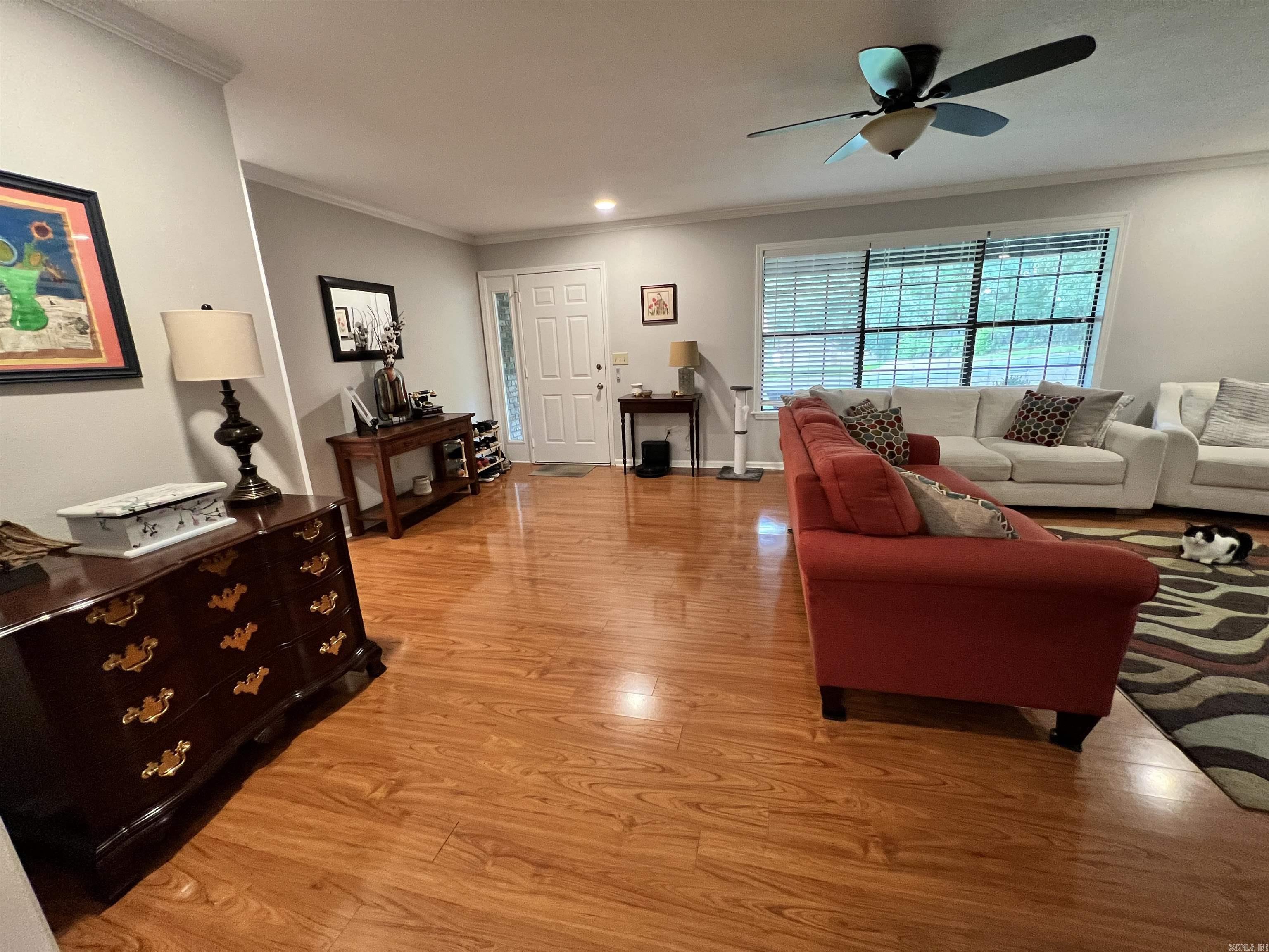 2 Glendale Court Property Photo 16
