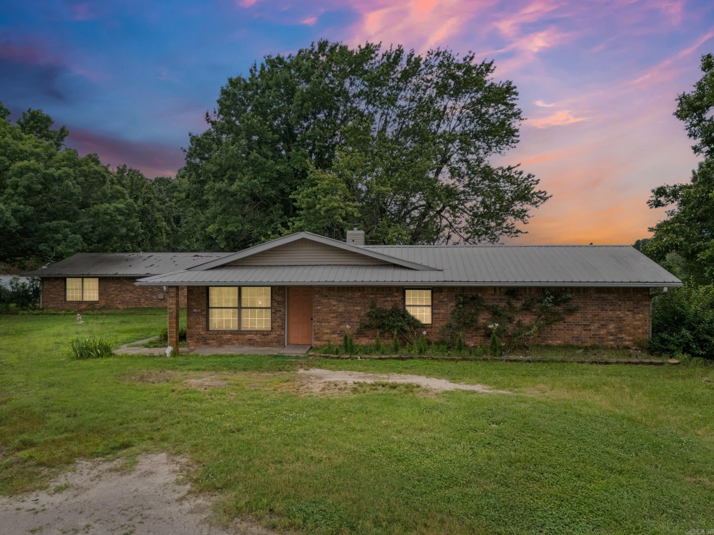 120 Blakey Rd Property Photo 2