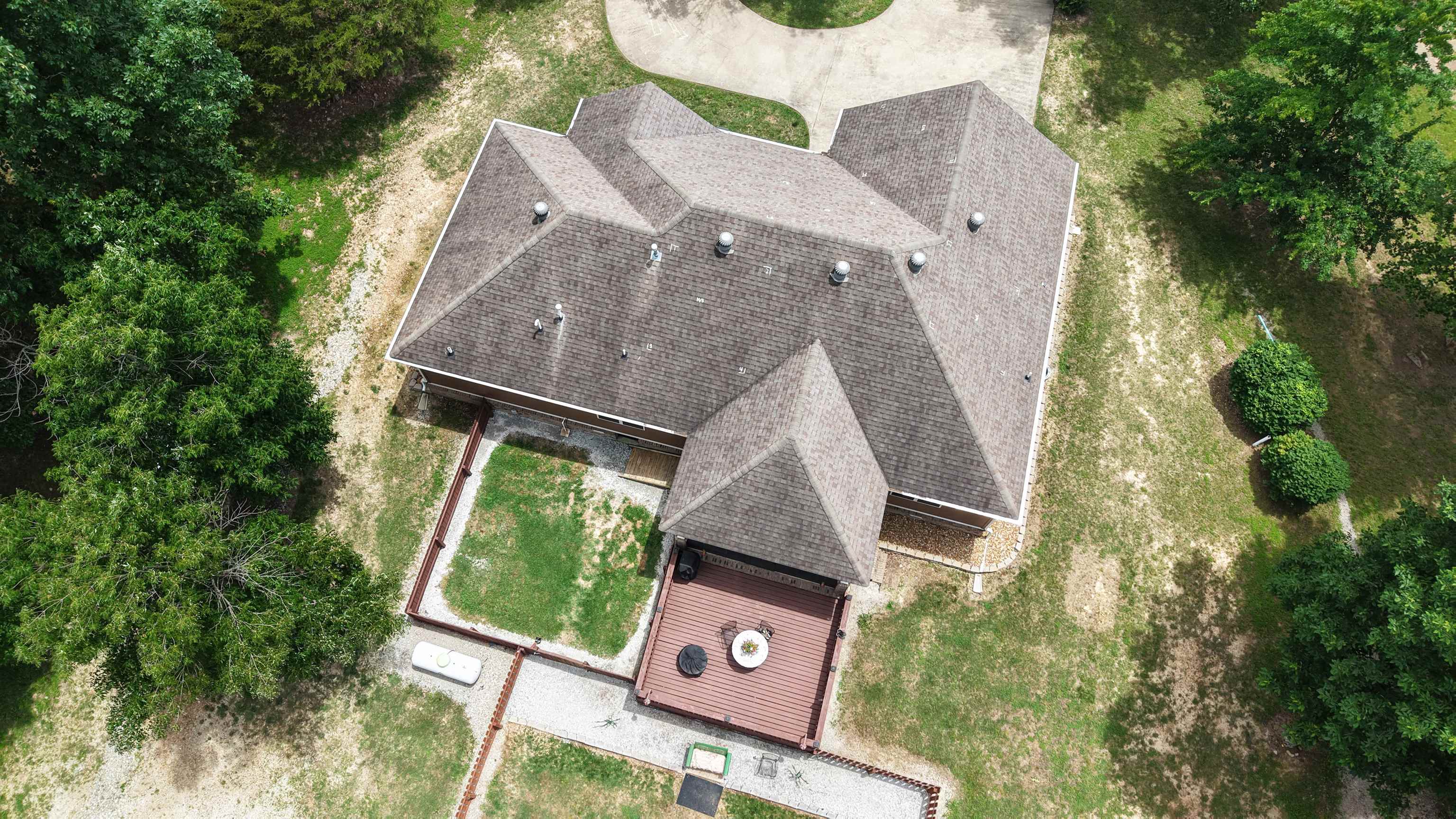 706 Indianapolis Property Photo 3