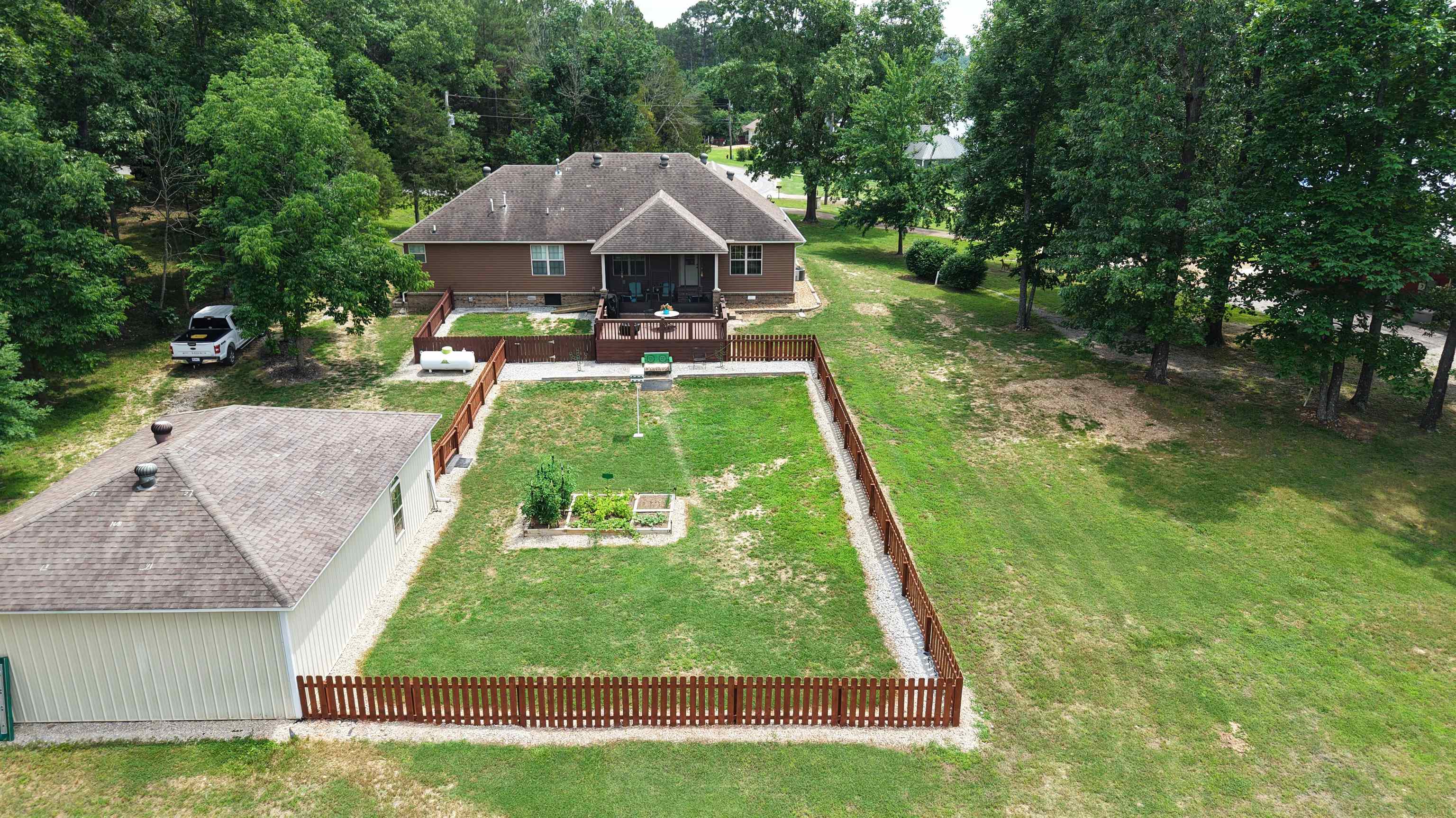 706 Indianapolis Property Photo 36