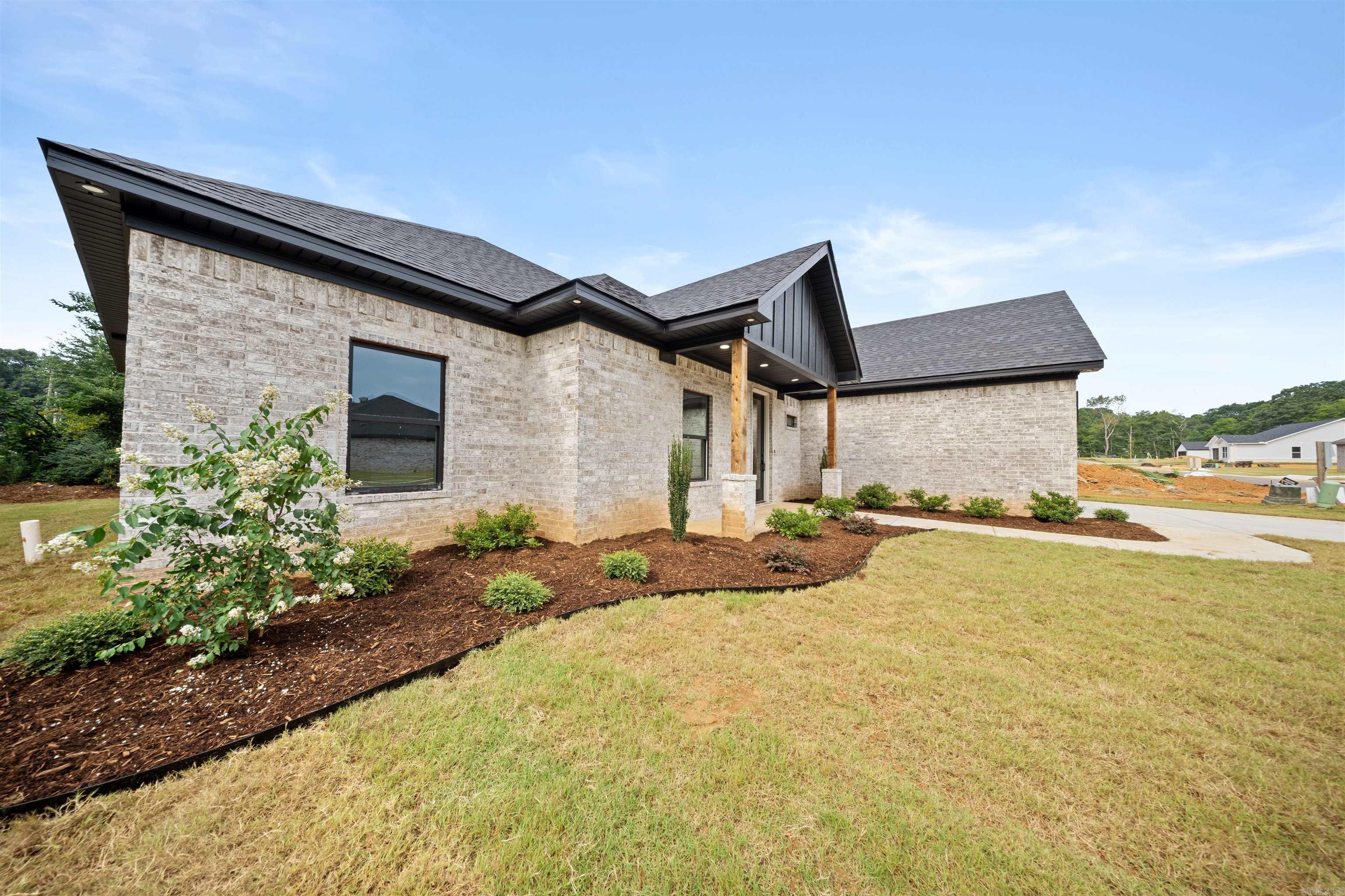 203 Apollo Way Property Photo 4