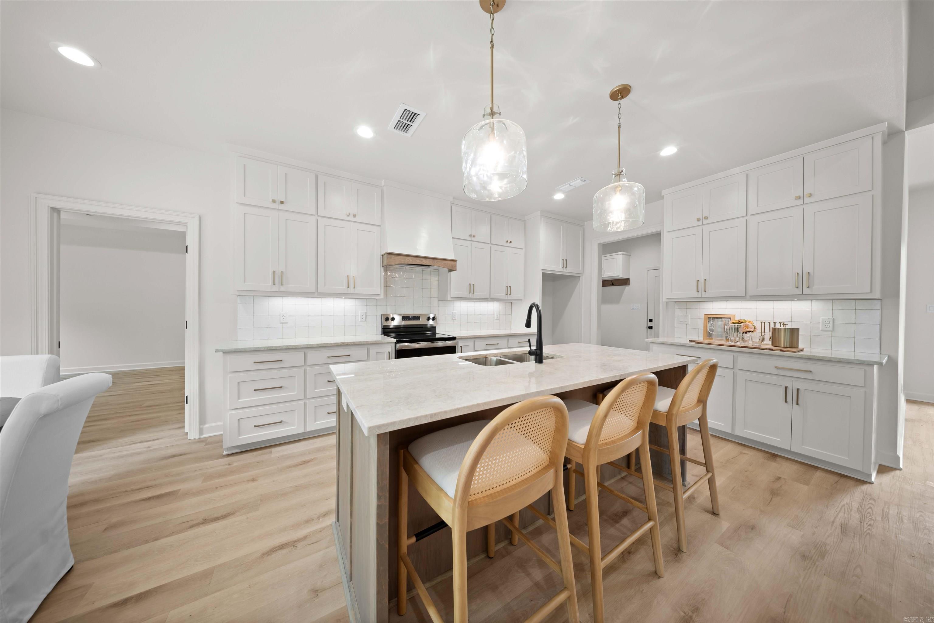 203 Apollo Way Property Photo 11