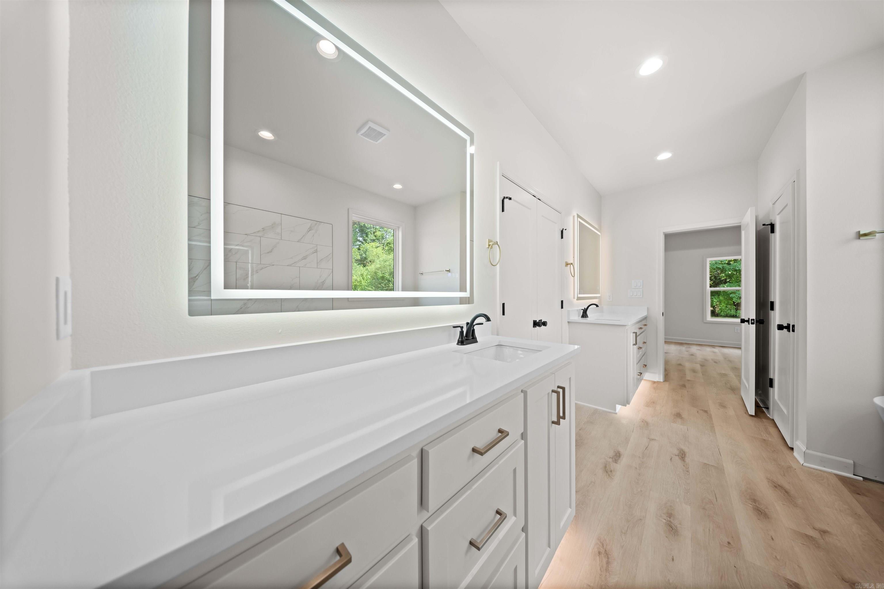 203 Apollo Way Property Photo 29