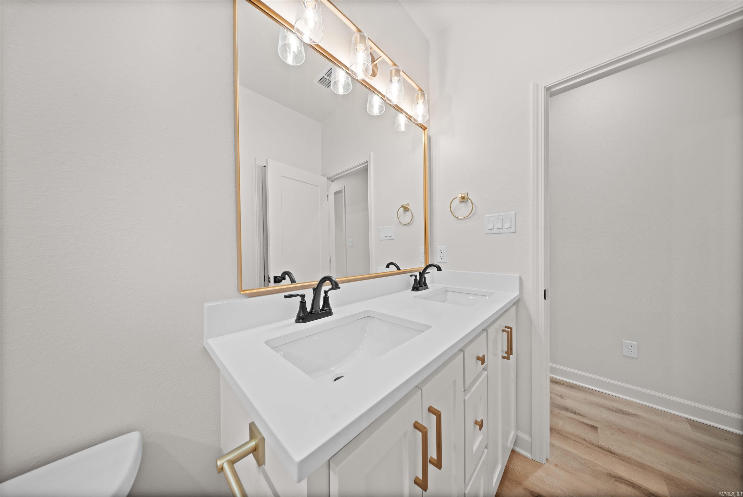 203 Apollo Way Property Photo 39