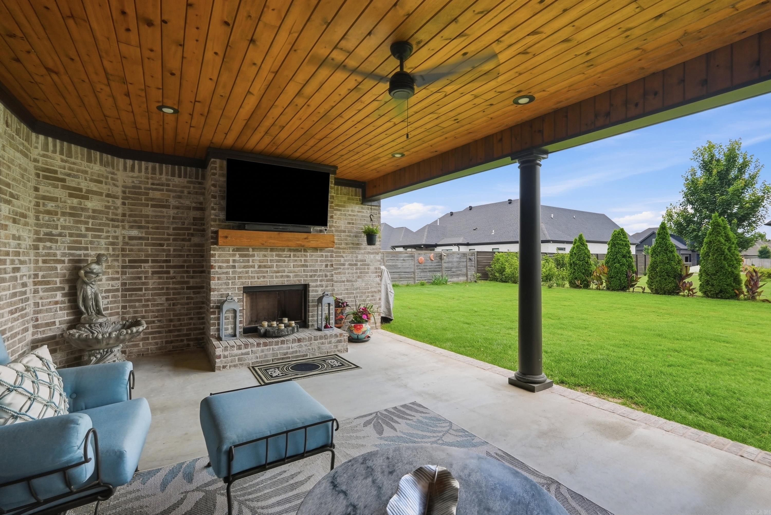 7317 Lake Point Circle Property Photo 47