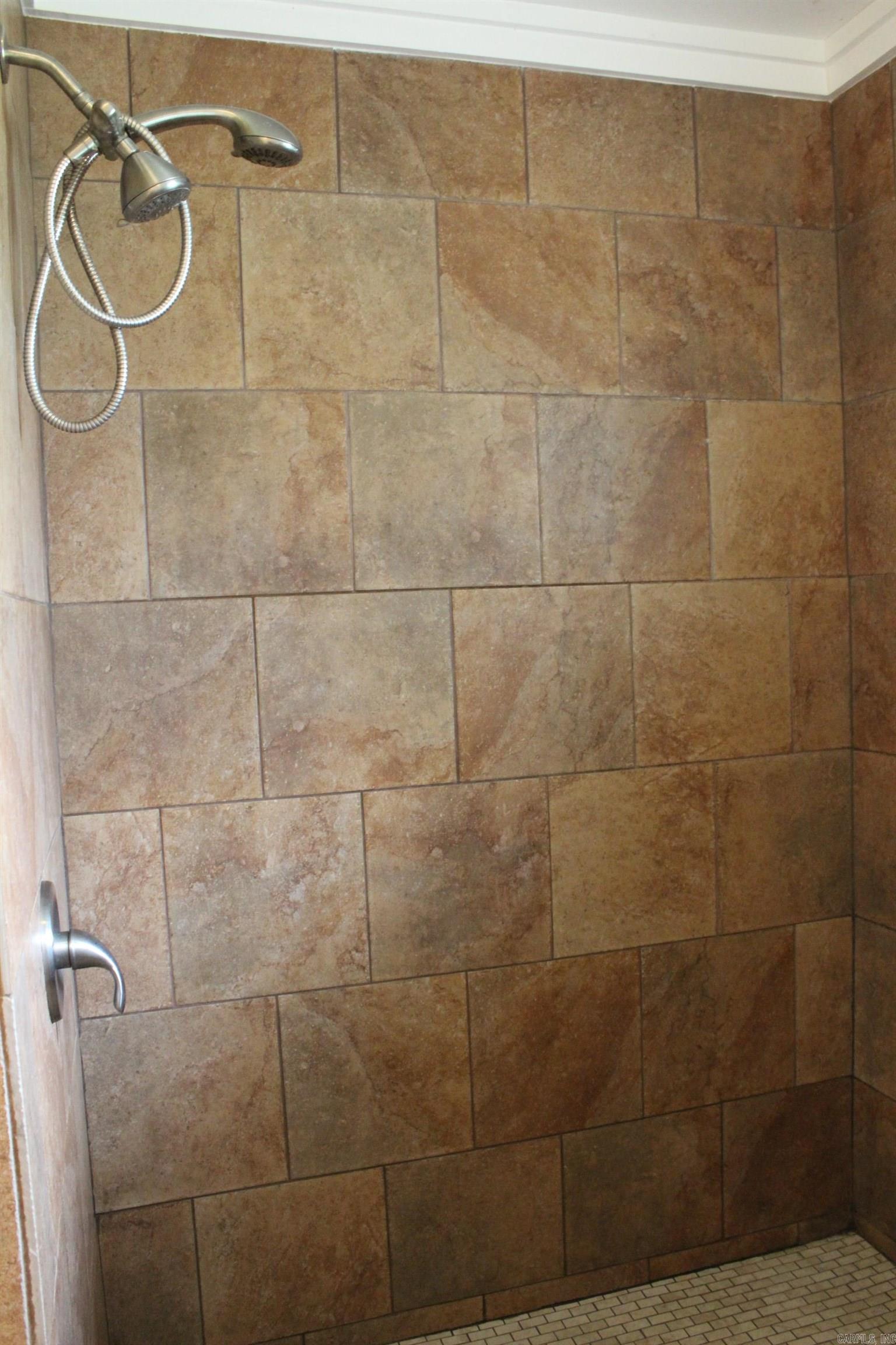 1805 Bethesda Road Property Photo 20