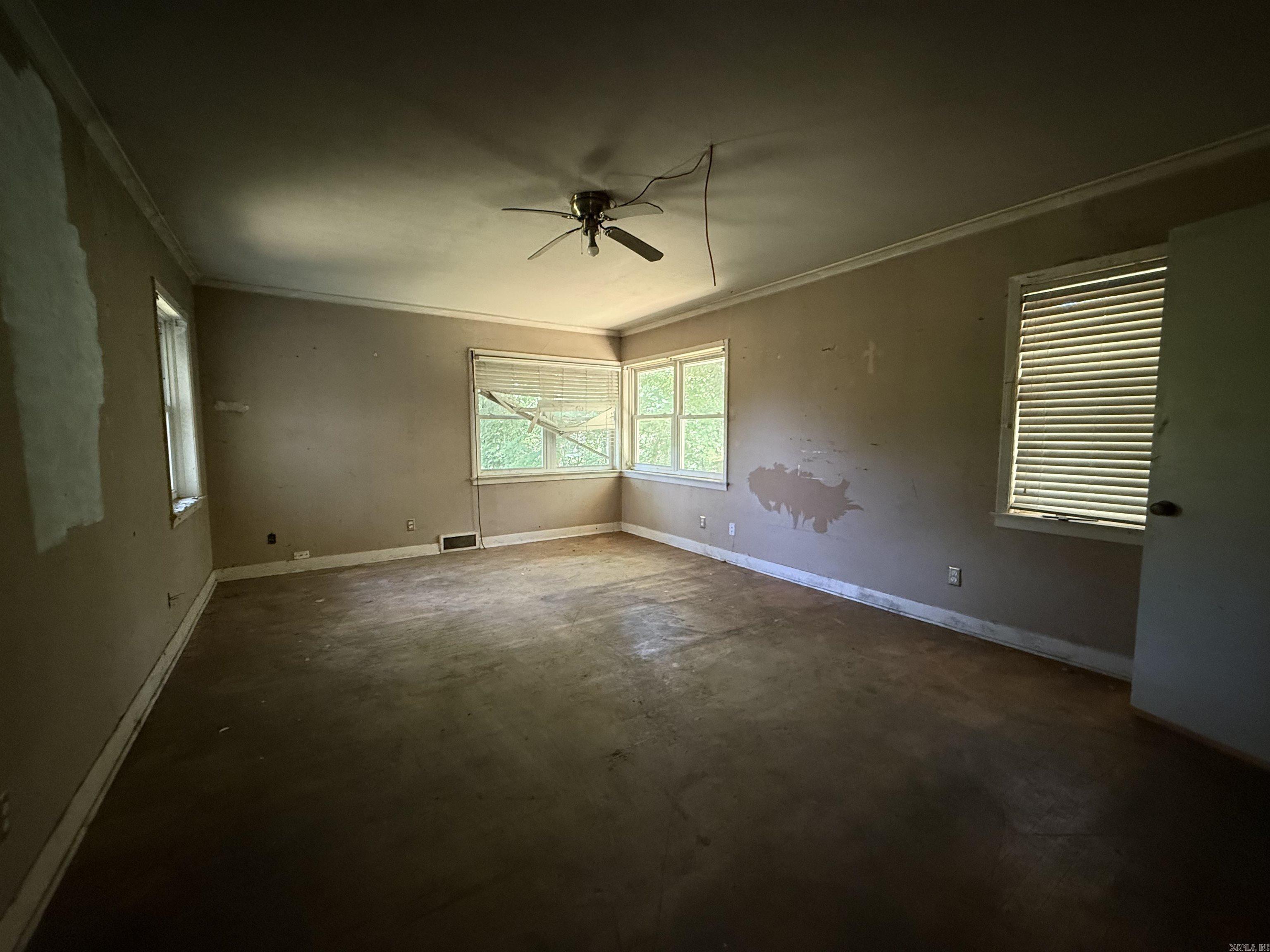 300 Neill Road Property Photo 11