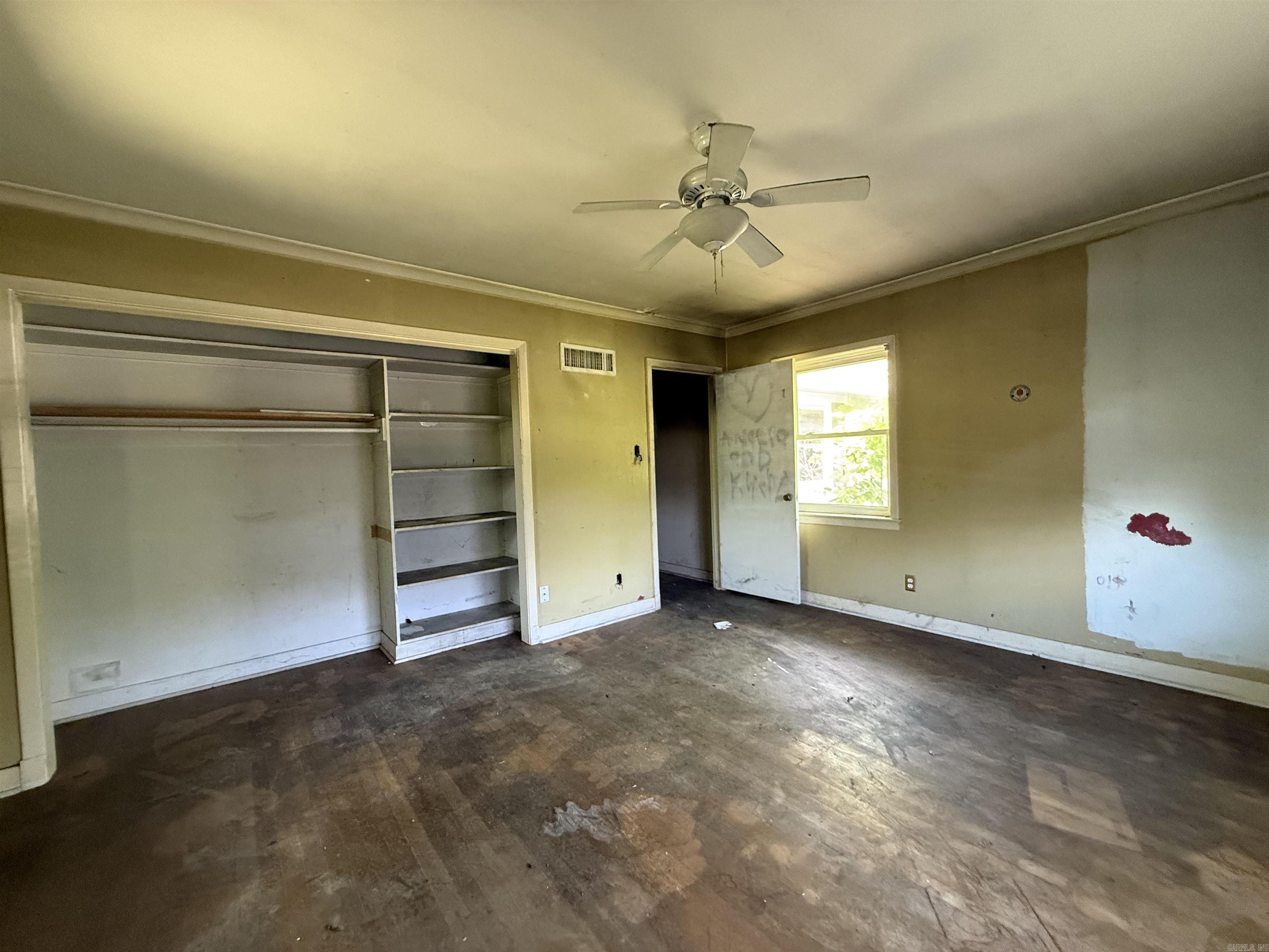 300 Neill Road Property Photo 13