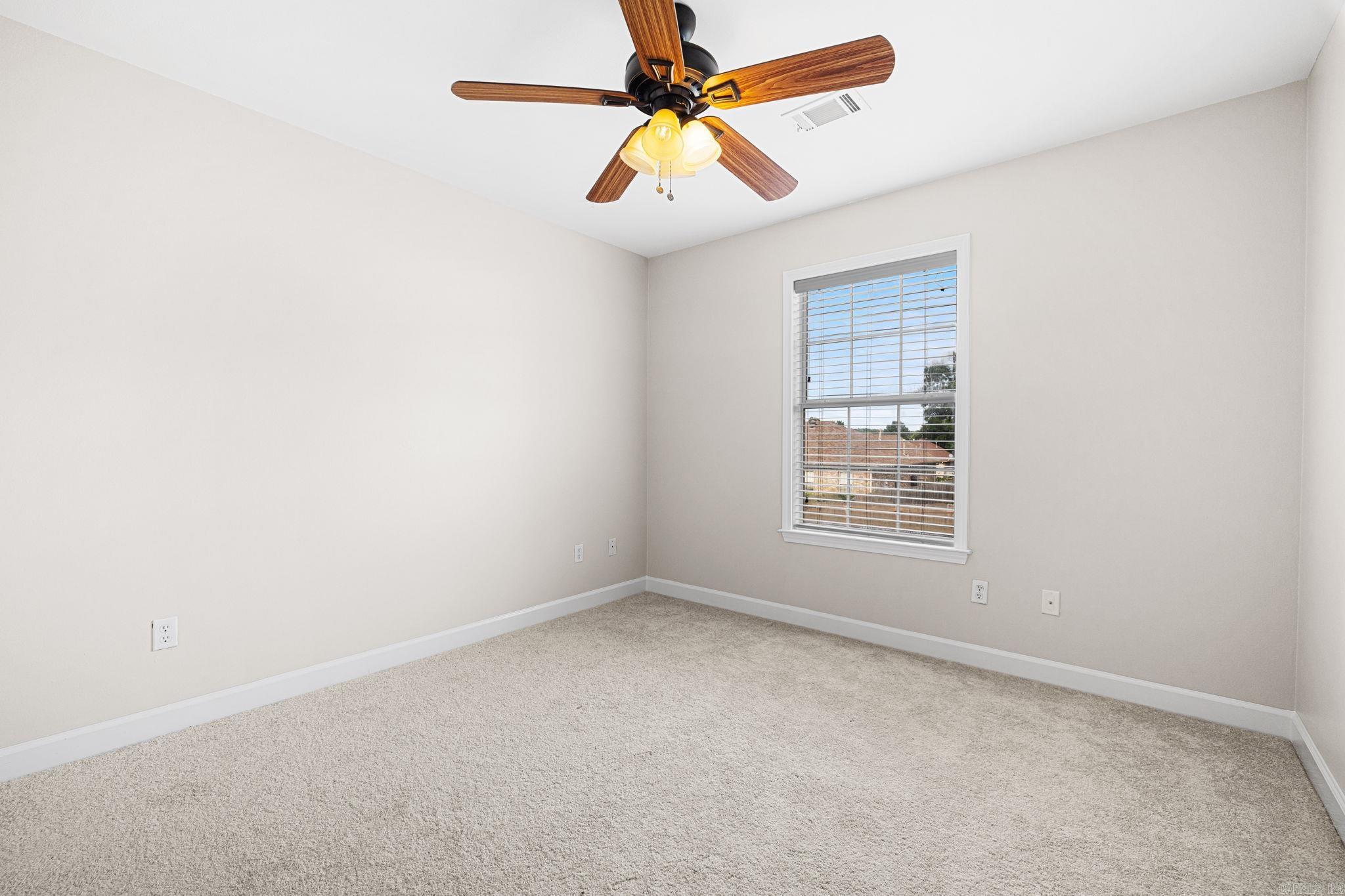 17 Clearwater Lane Property Photo 27