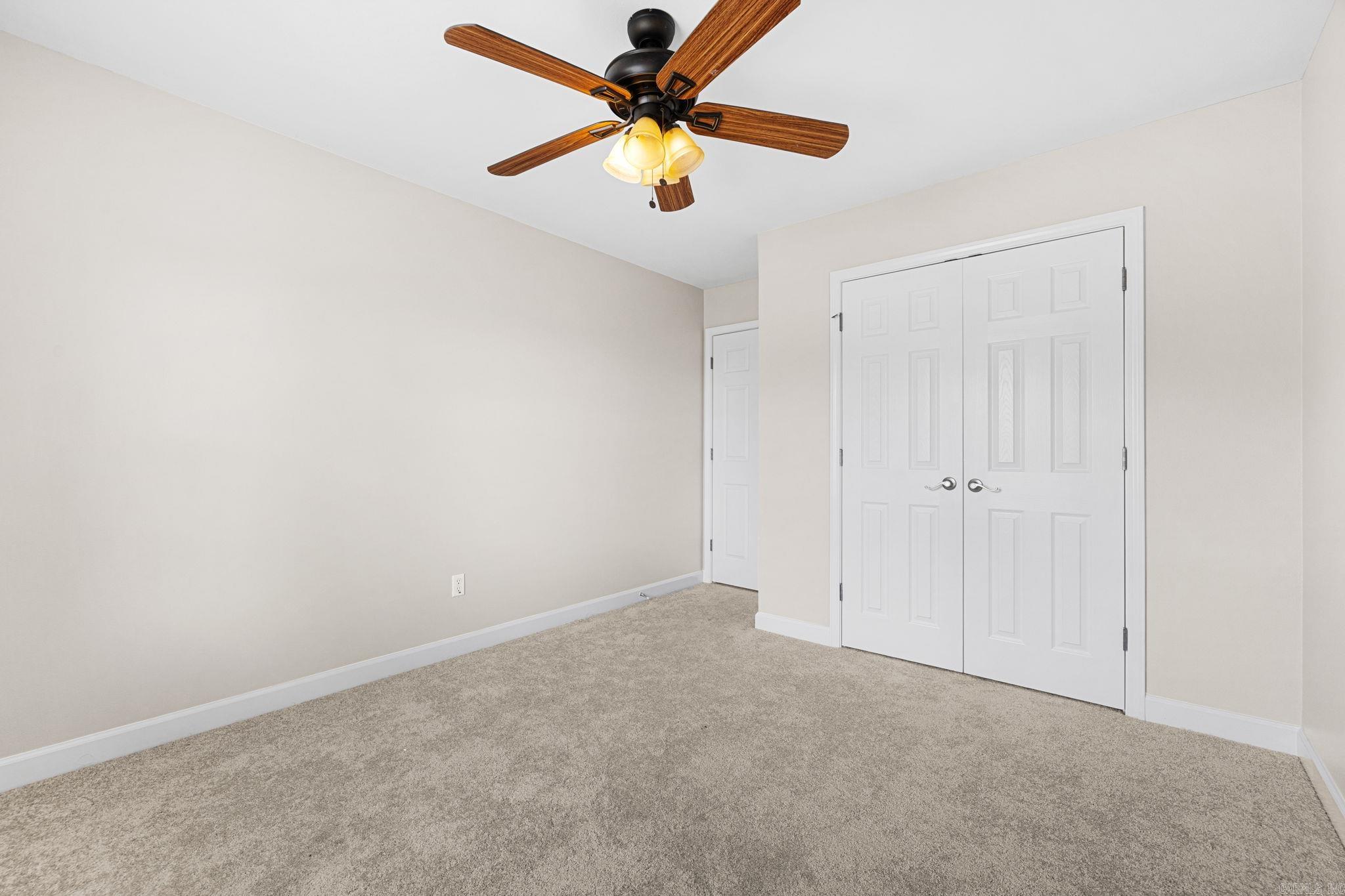 17 Clearwater Lane Property Photo 28