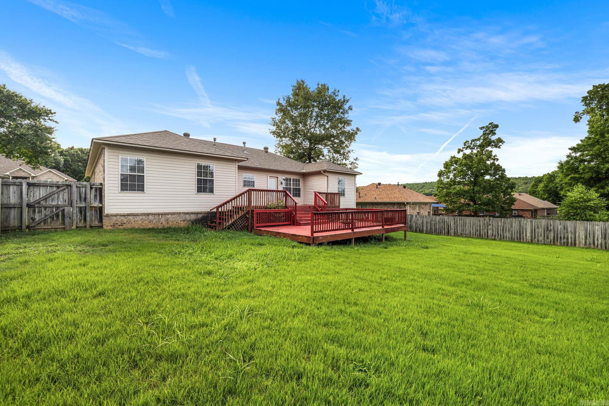 17 Clearwater Lane Property Photo 31