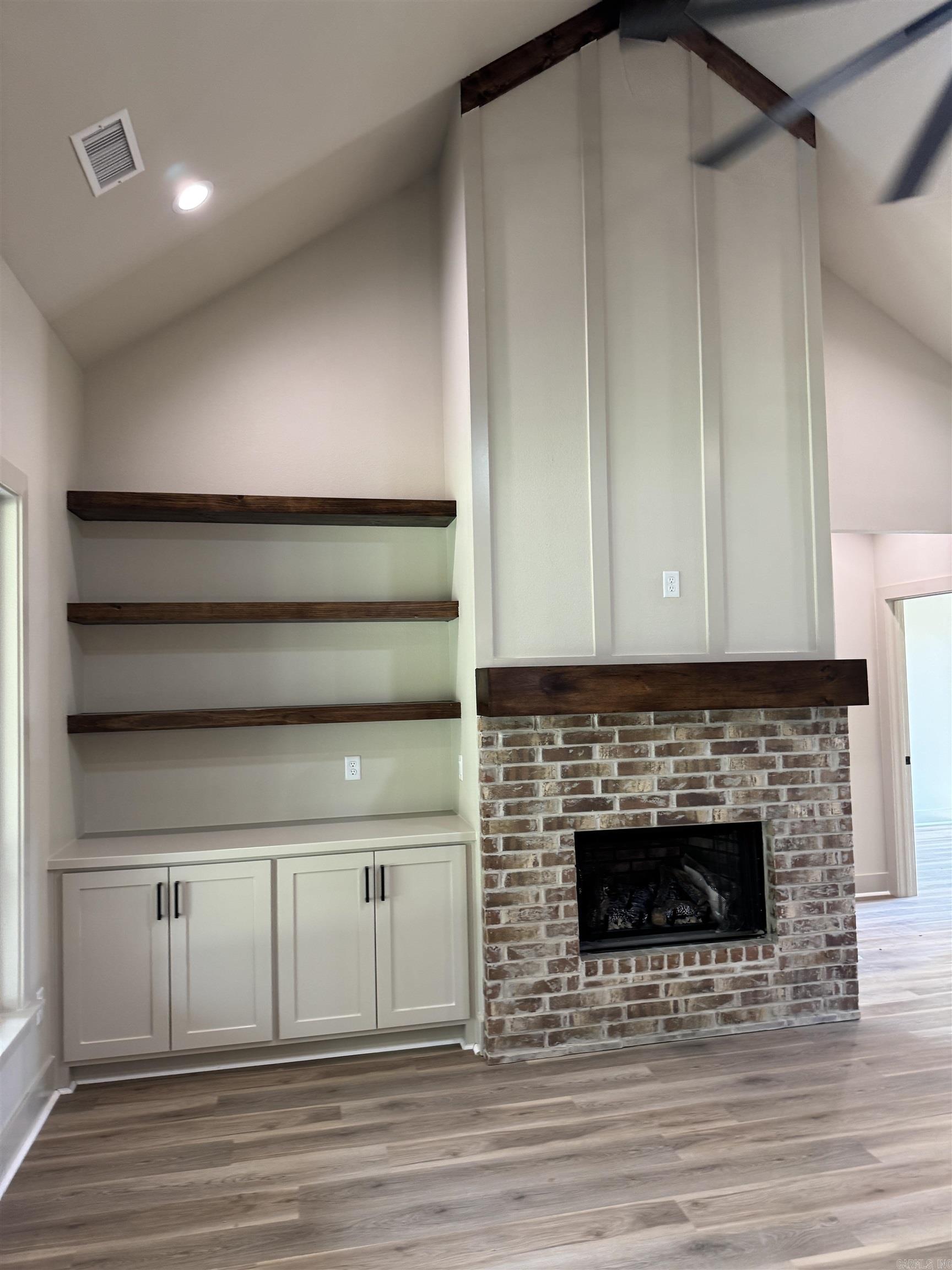 119 Red Wing Way Property Photo 3