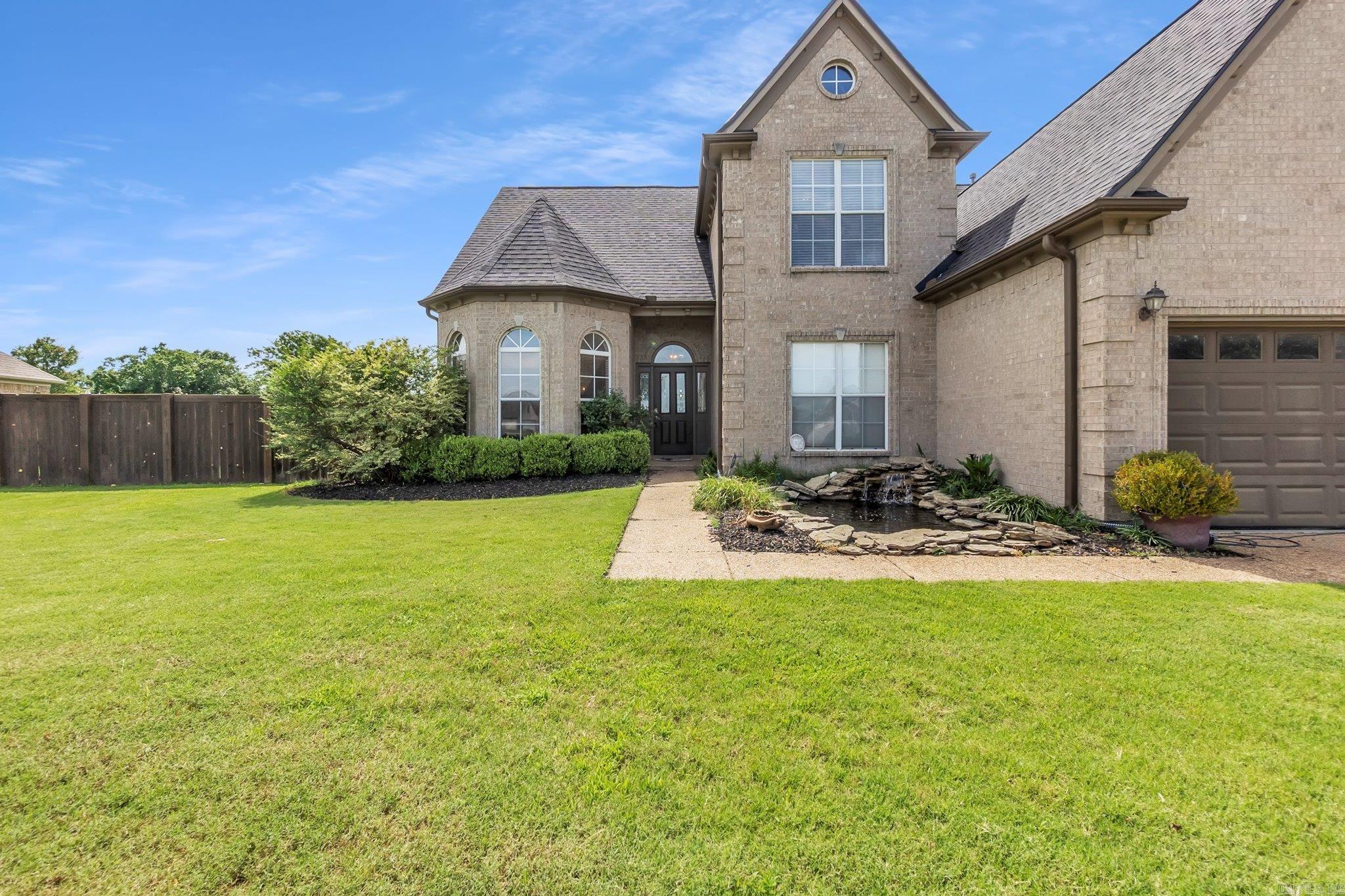 828 Grandee Circle Property Photo 2