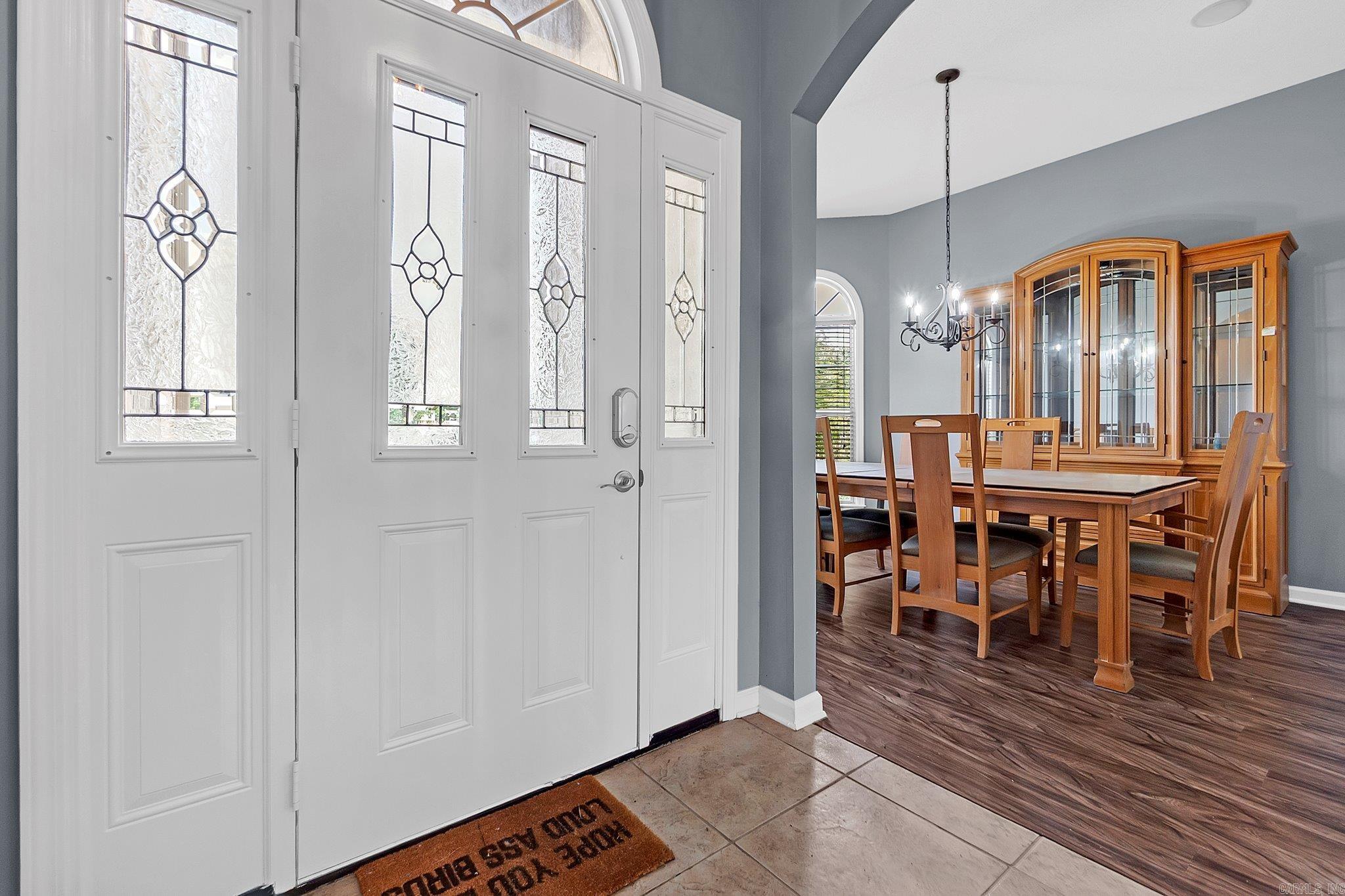 828 Grandee Circle Property Photo 4