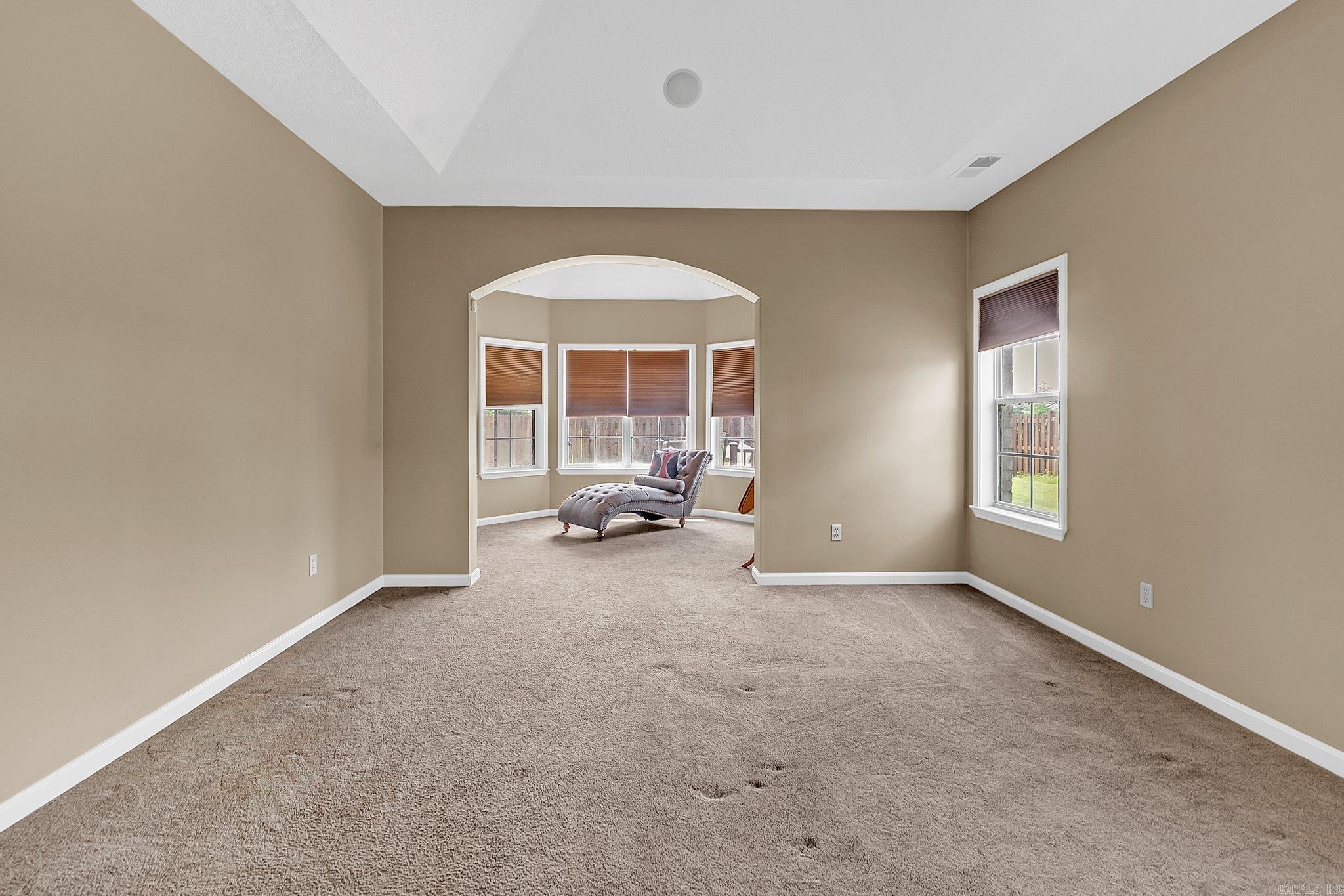828 Grandee Circle Property Photo 8