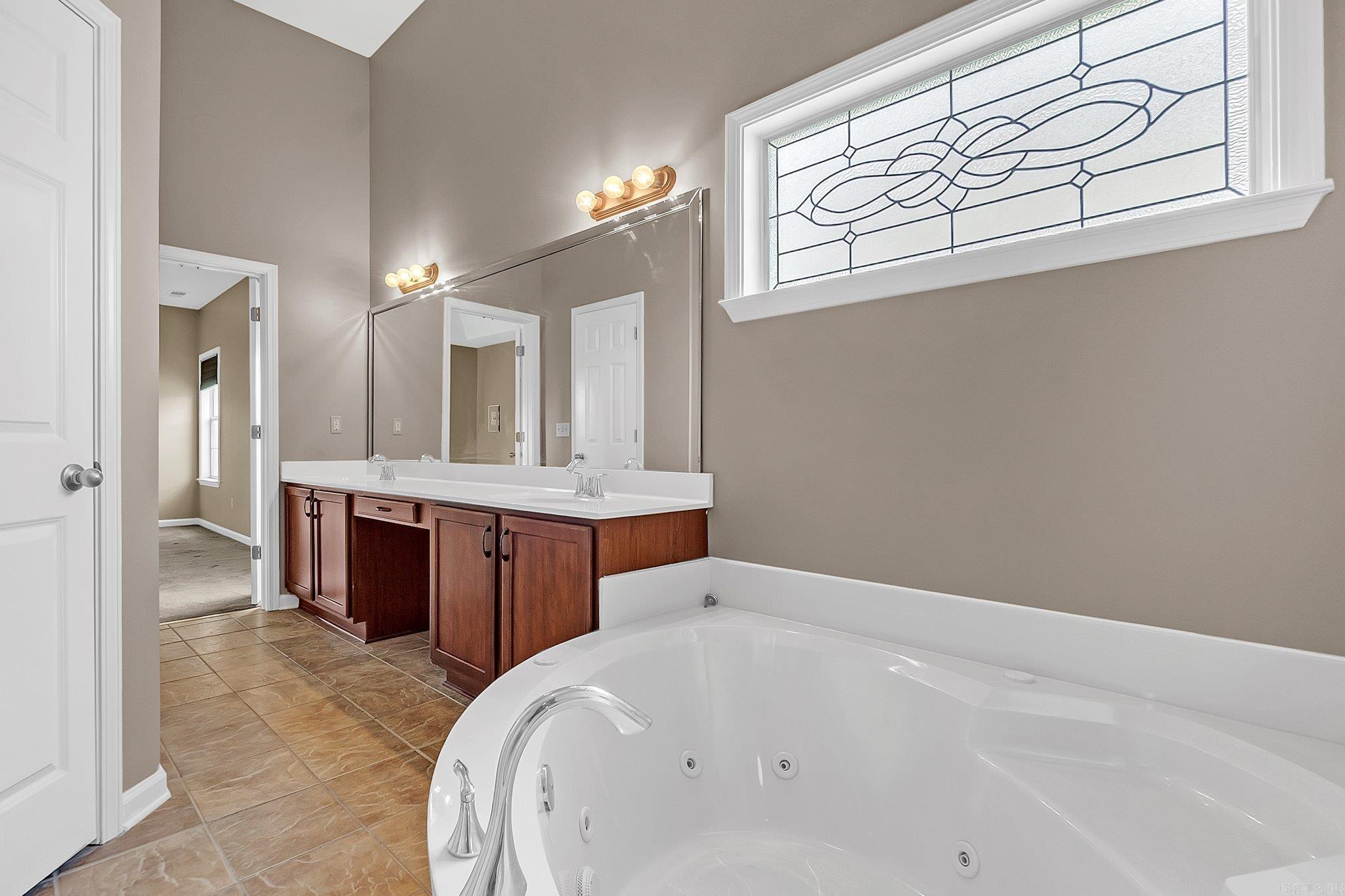 828 Grandee Circle Property Photo 9