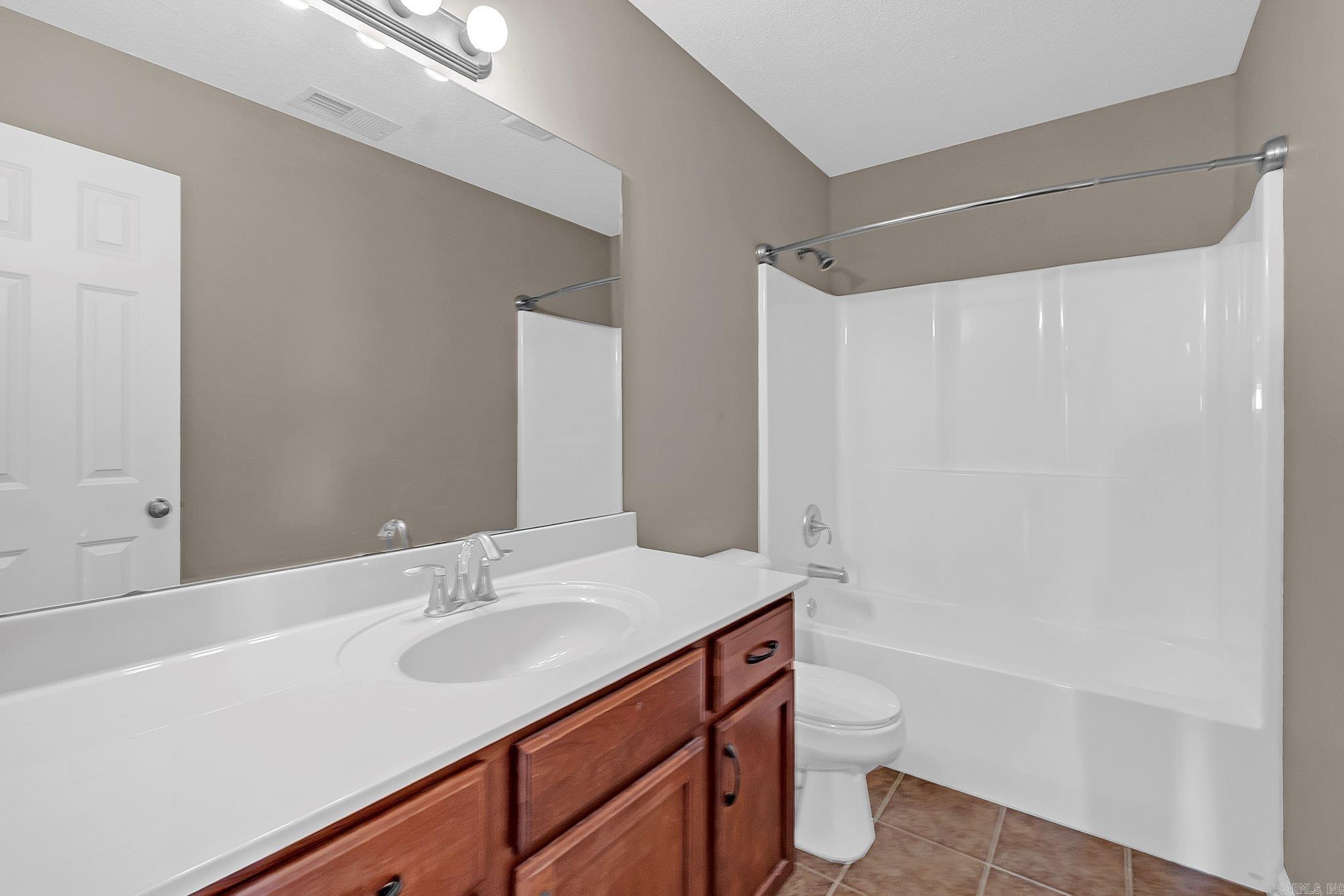 828 Grandee Circle Property Photo 16