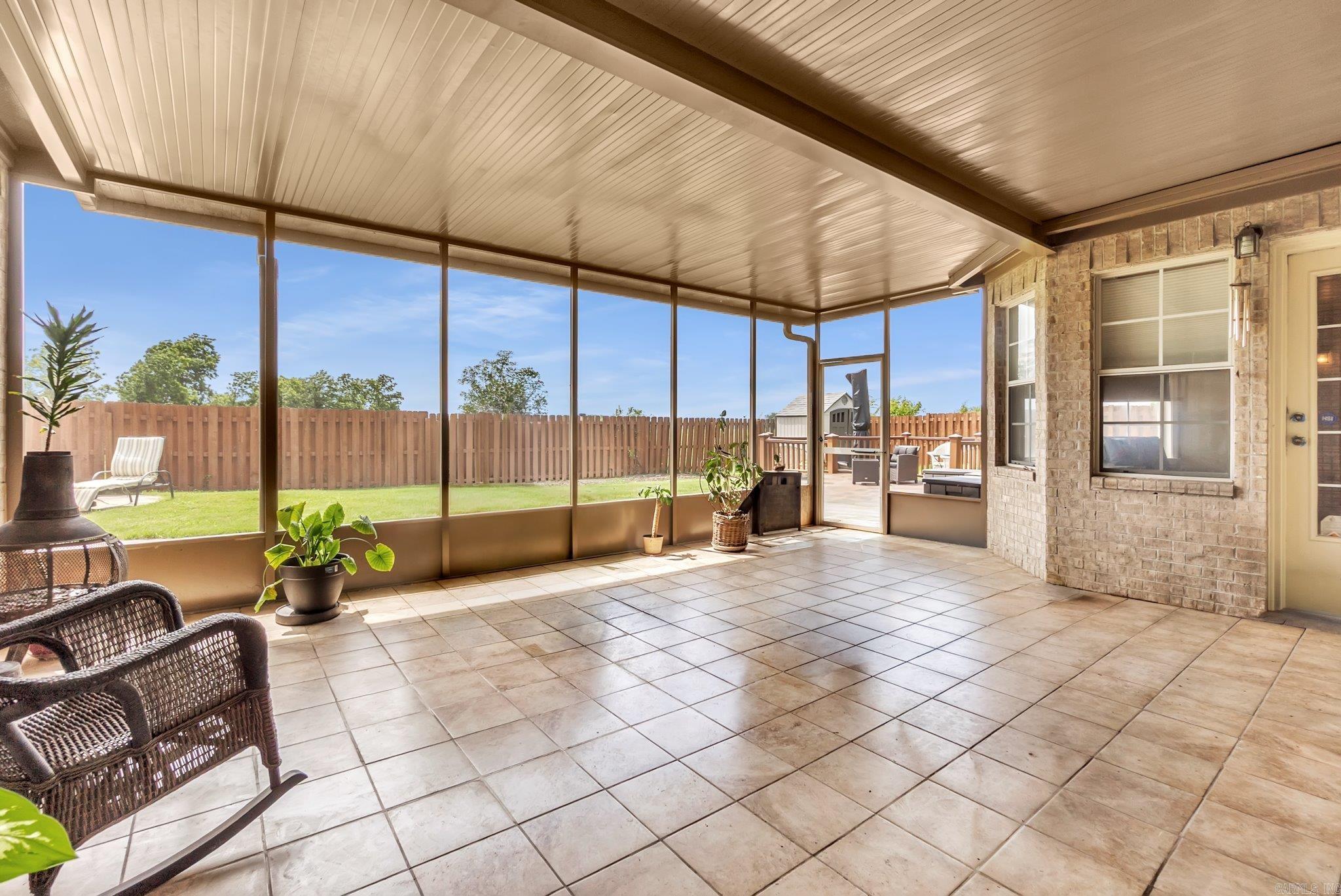 828 Grandee Circle Property Photo 25