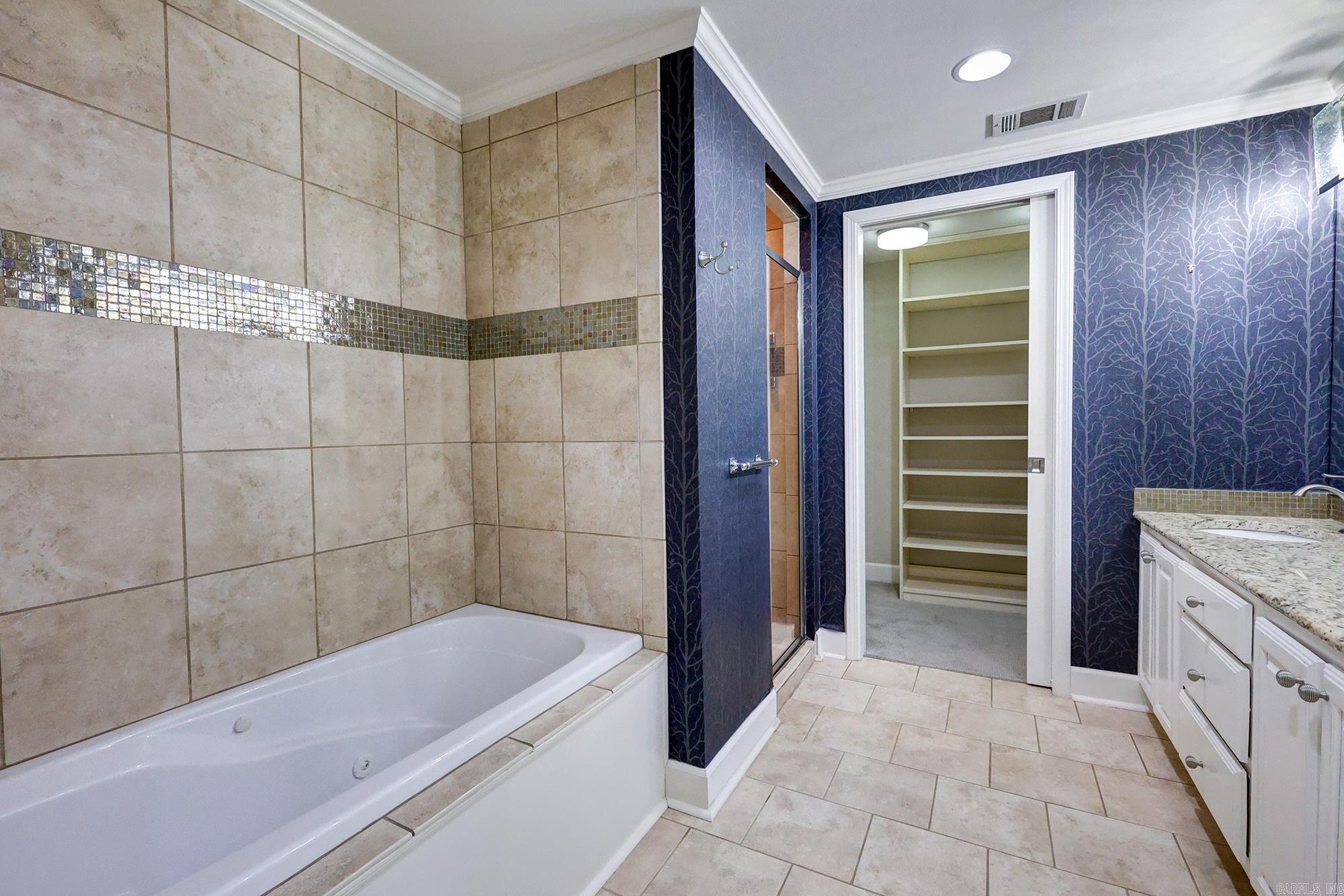601 Chenal Woods Drive 111 Property Photo 21
