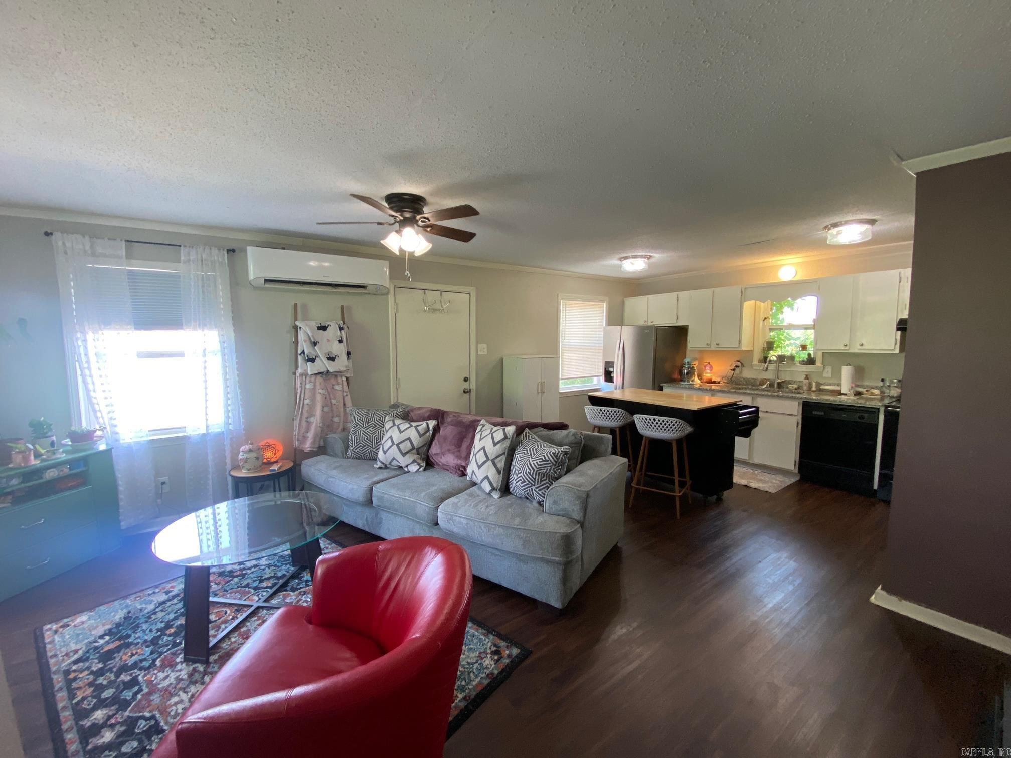165 89 Highway Property Photo 5