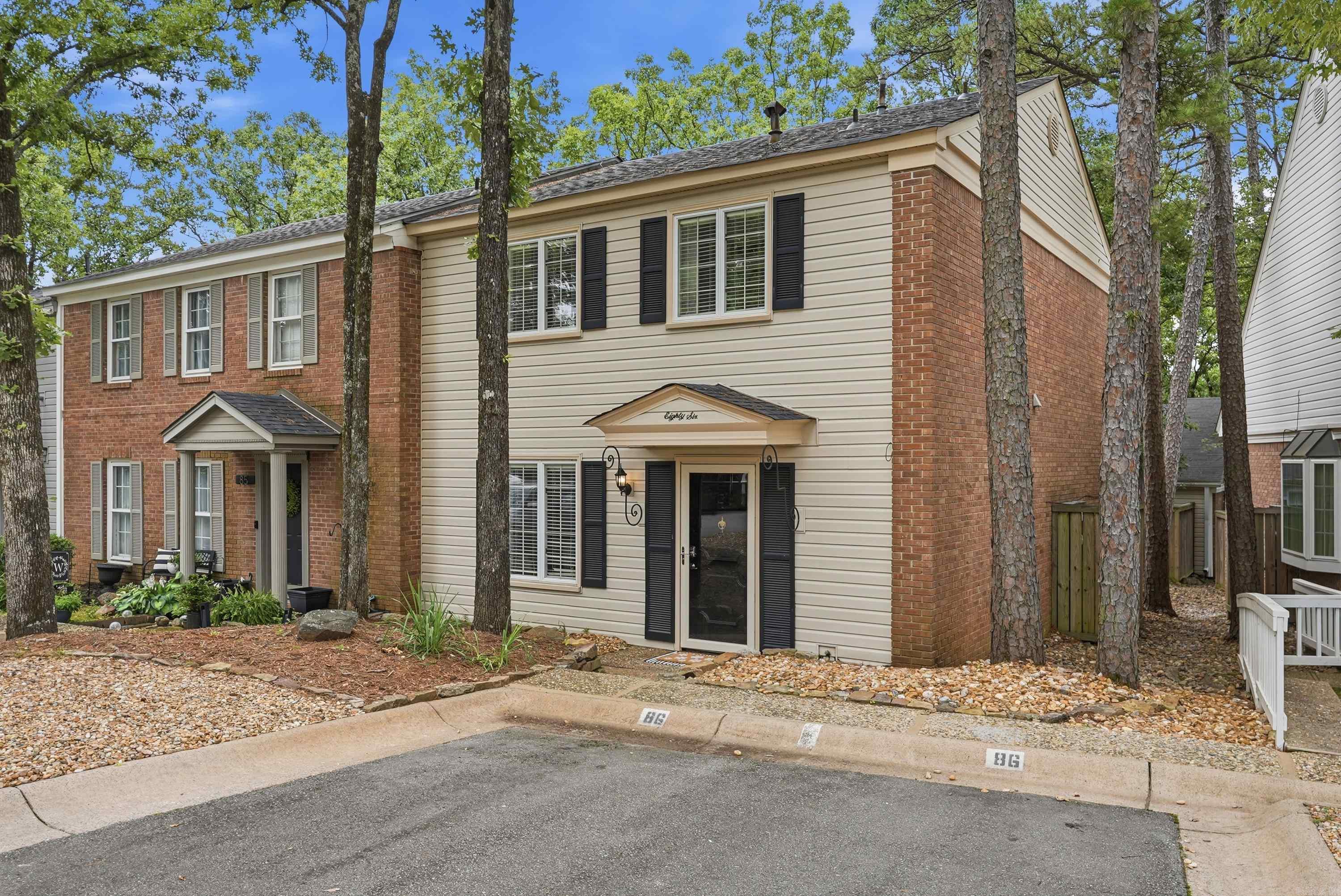 86 Kingsbridge Way Property Photo 1