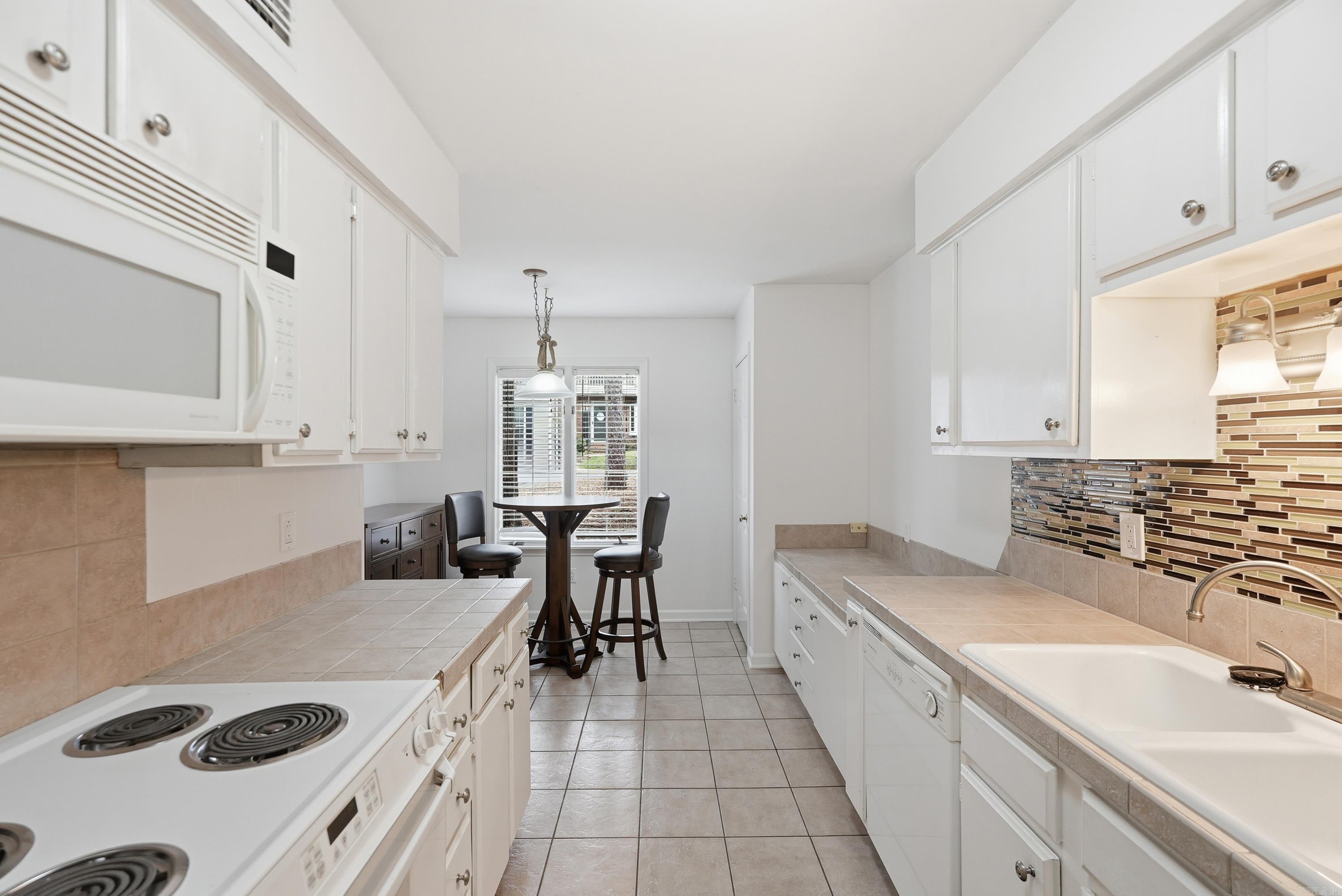 86 Kingsbridge Way Property Photo 13