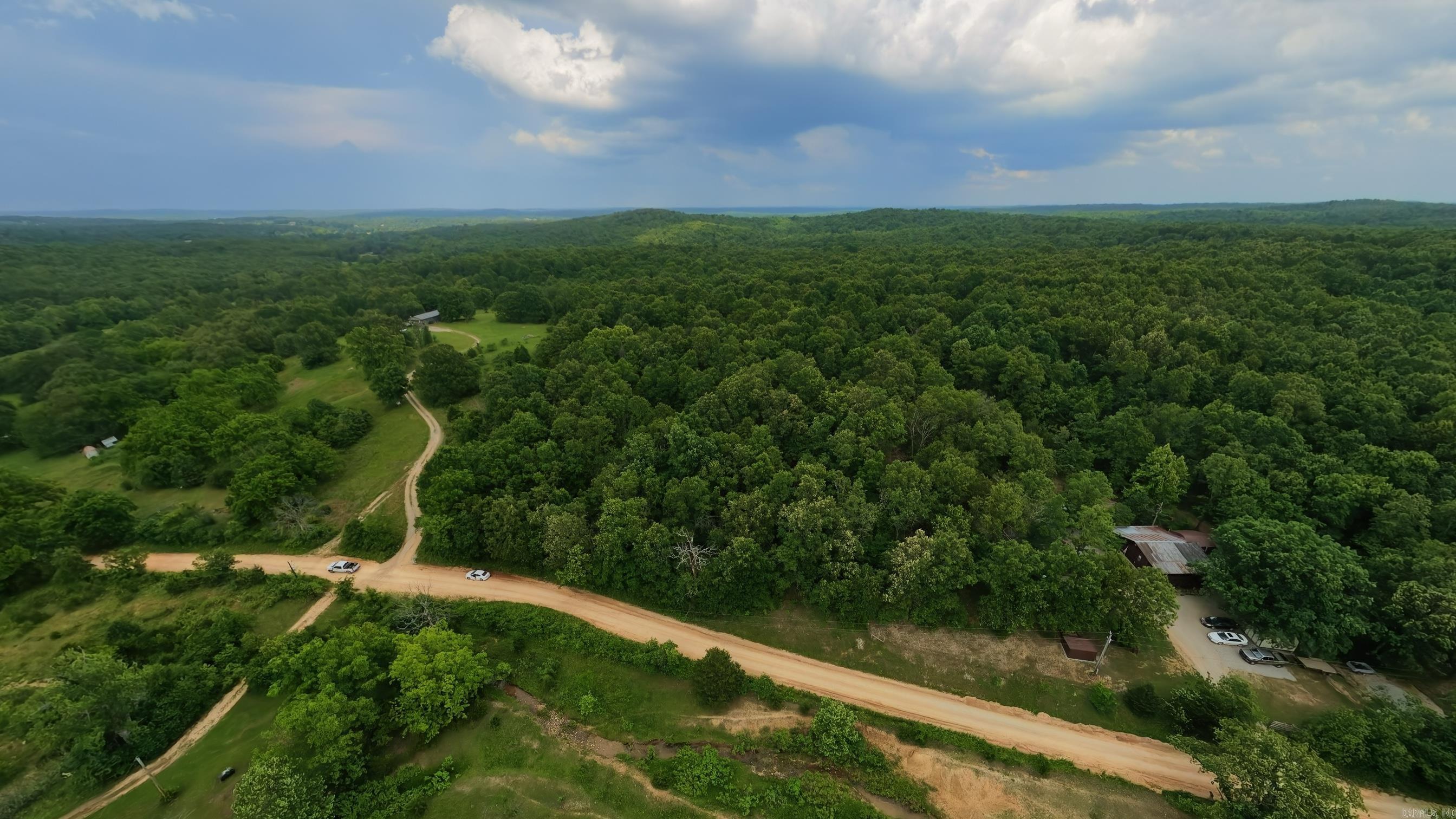 000 N Camp Creek Road Property Photo 3